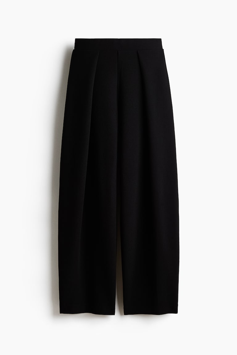 Pantalone balon kroja sa ukrasnim preklopima