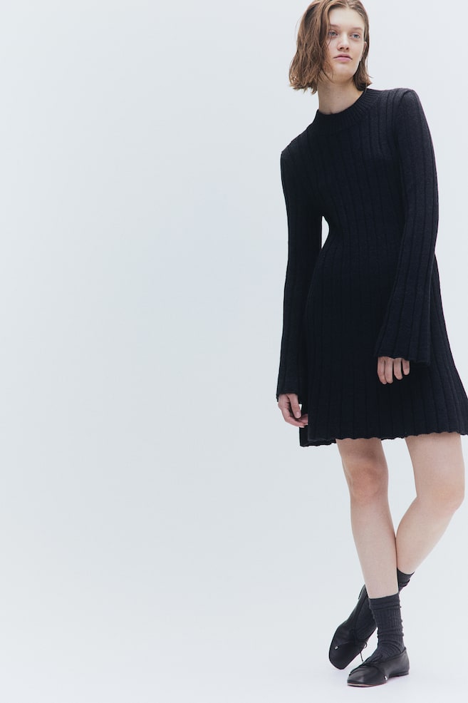 Rib-knit dress - Black/Cream - 4