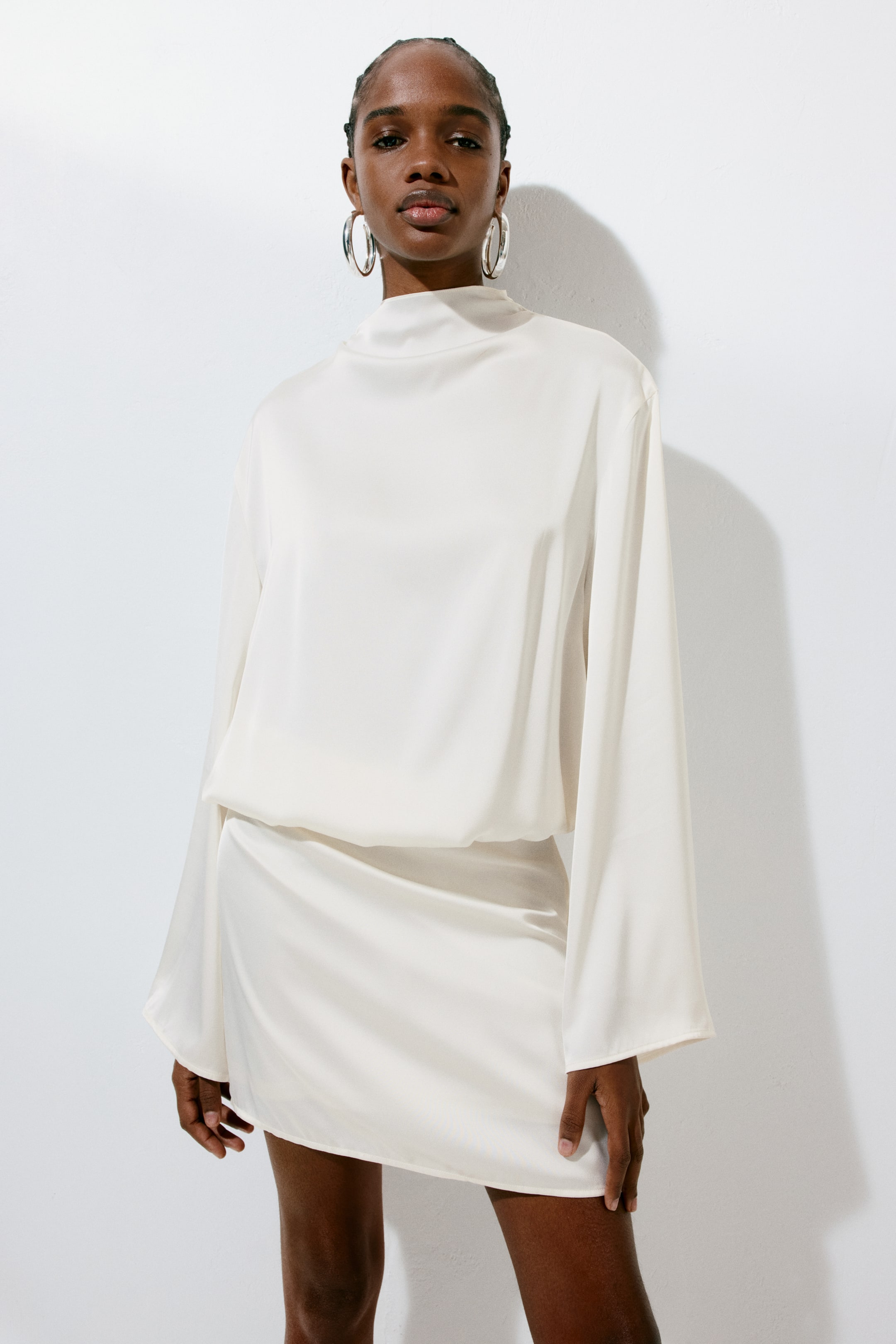 Женские платья H&M Draped Satin Dress — фото 7