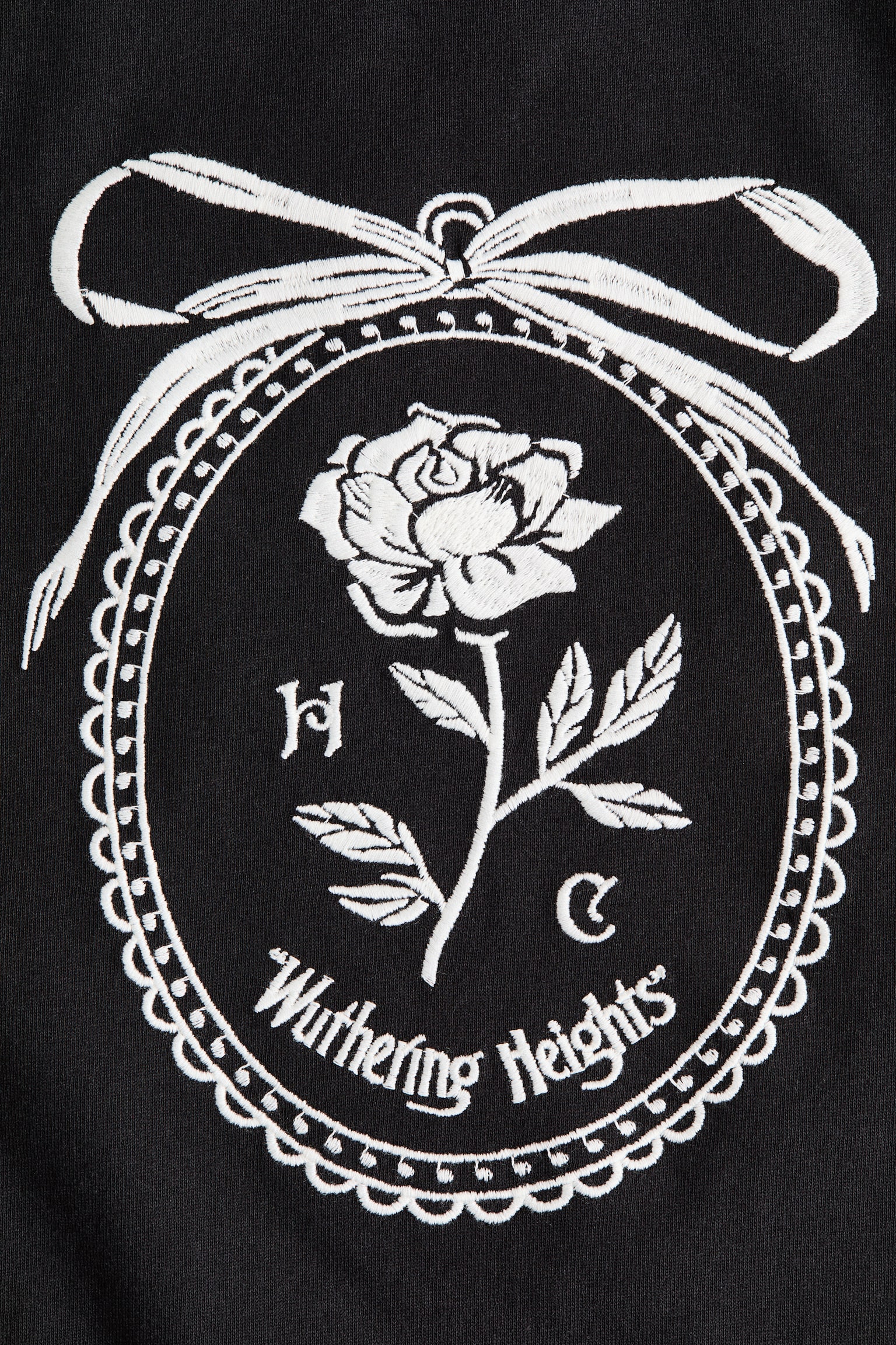 טישירט עם רקמה - שחור/Wuthering Heights - 3