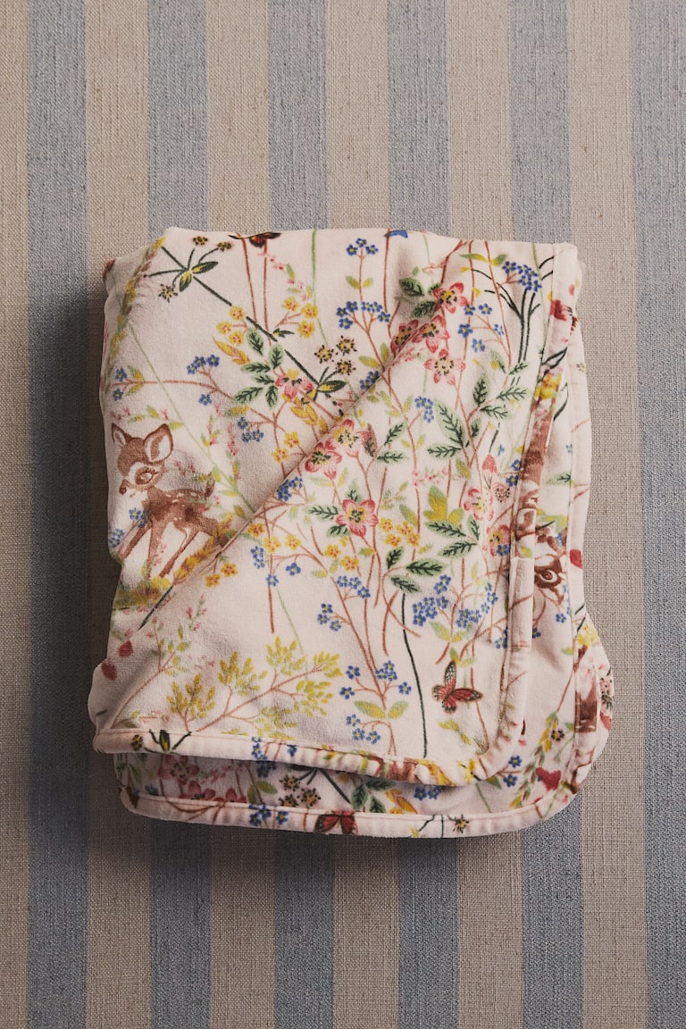 Patterned velour blanket