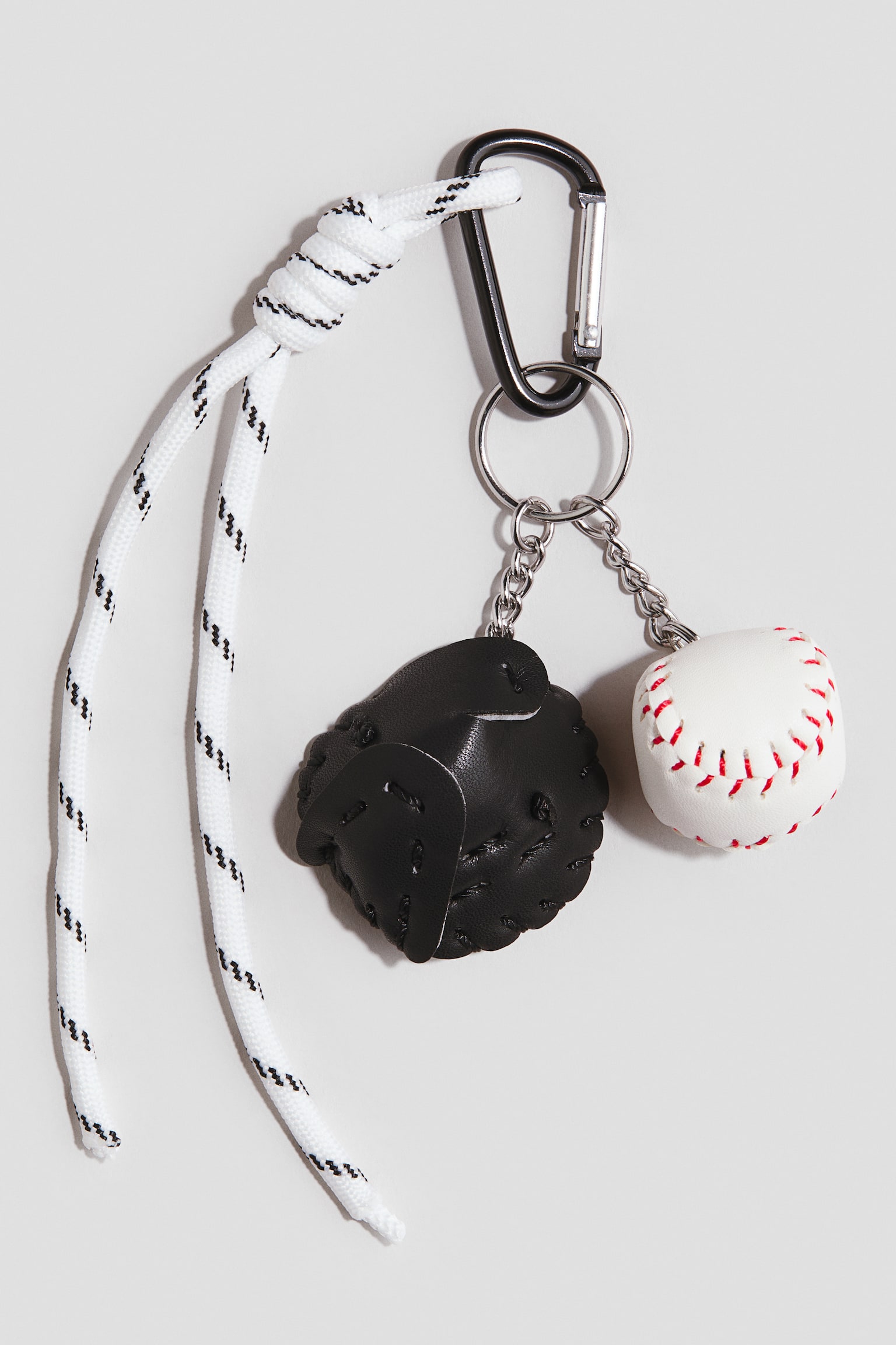 Bag charm - White/Baseball - 2