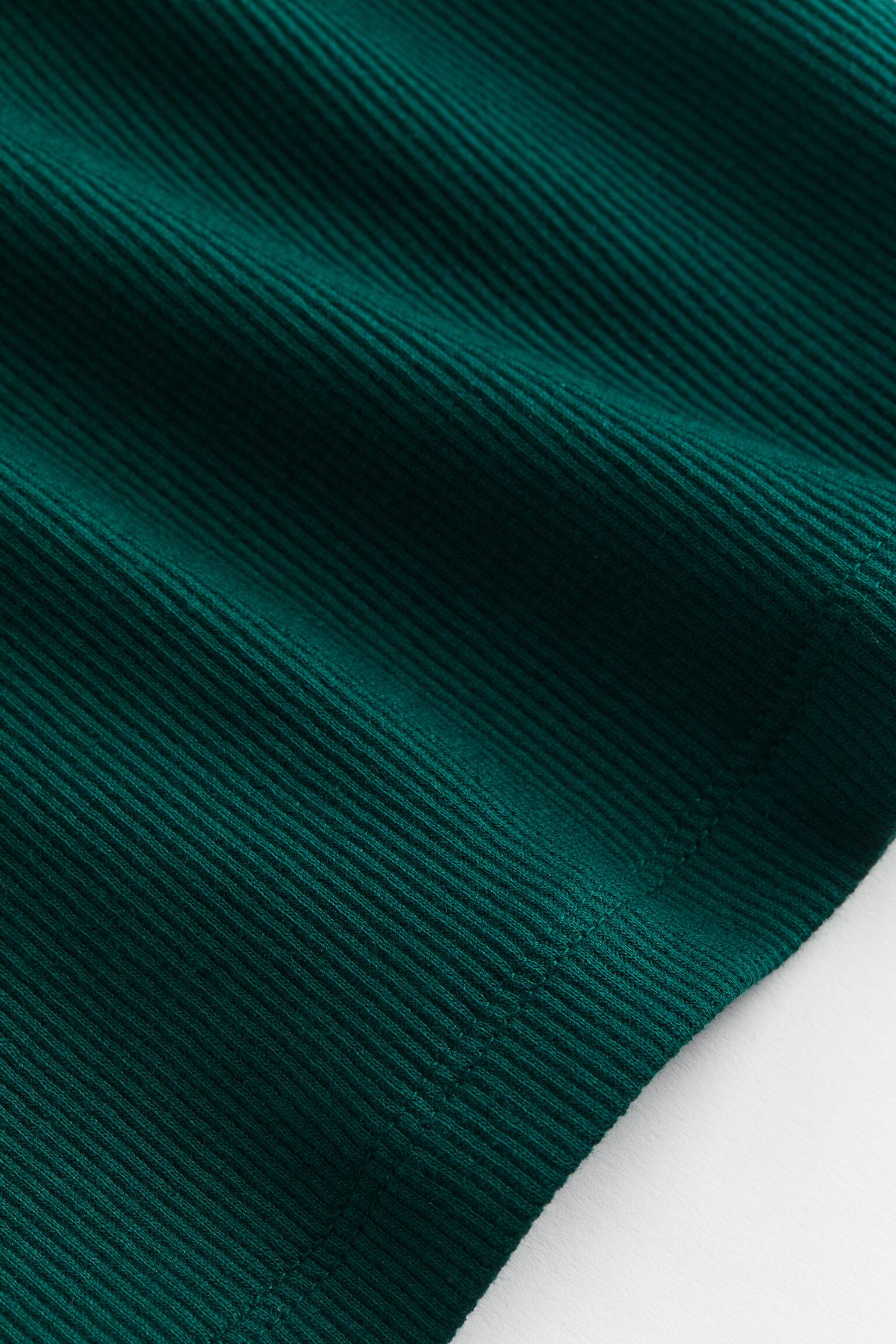 Áo lửng gân nổi - Màu xanh lá đậm - 2