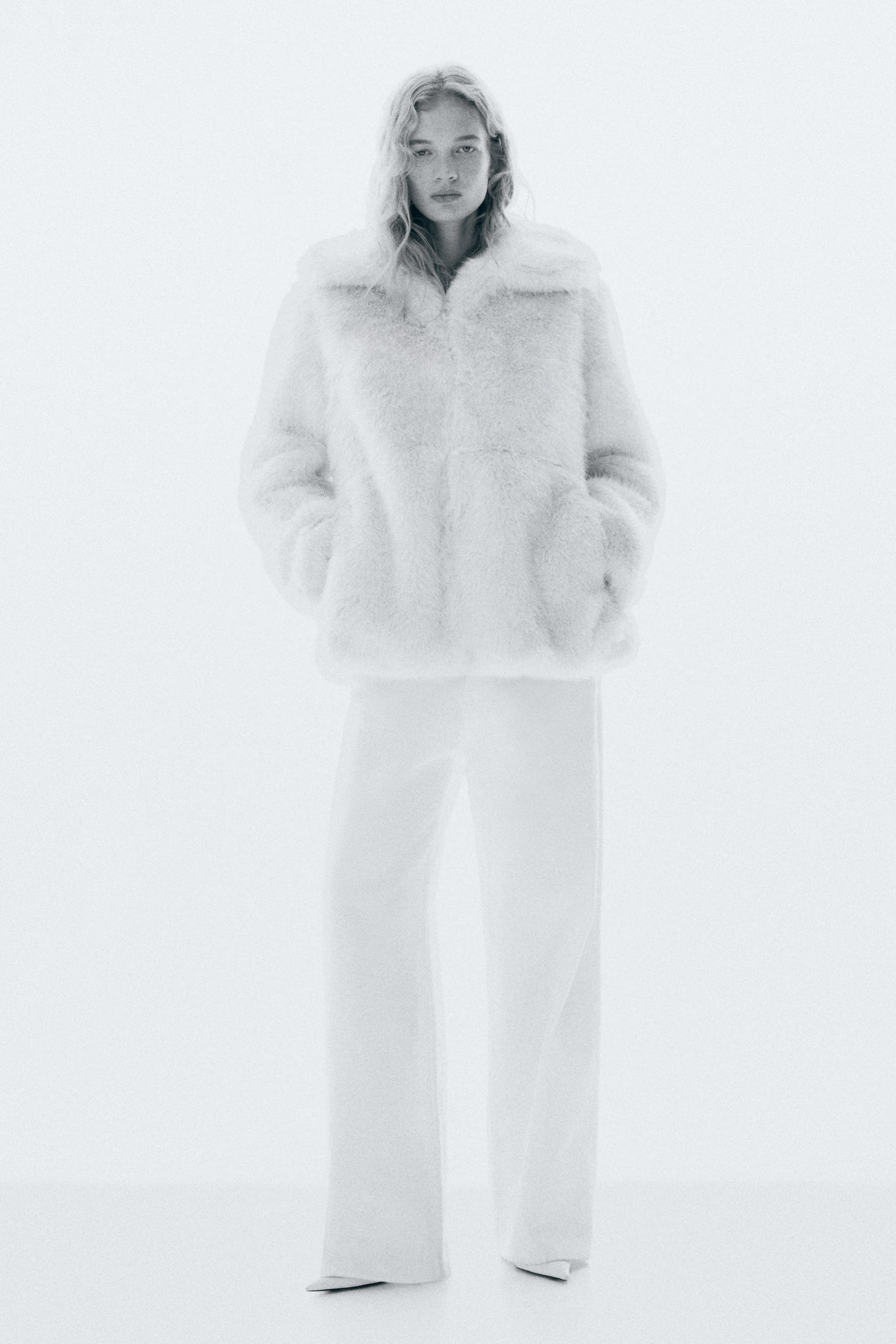 View larger image: Shoulder-pad jacket - Light beige - Ladies | H&M IE 4