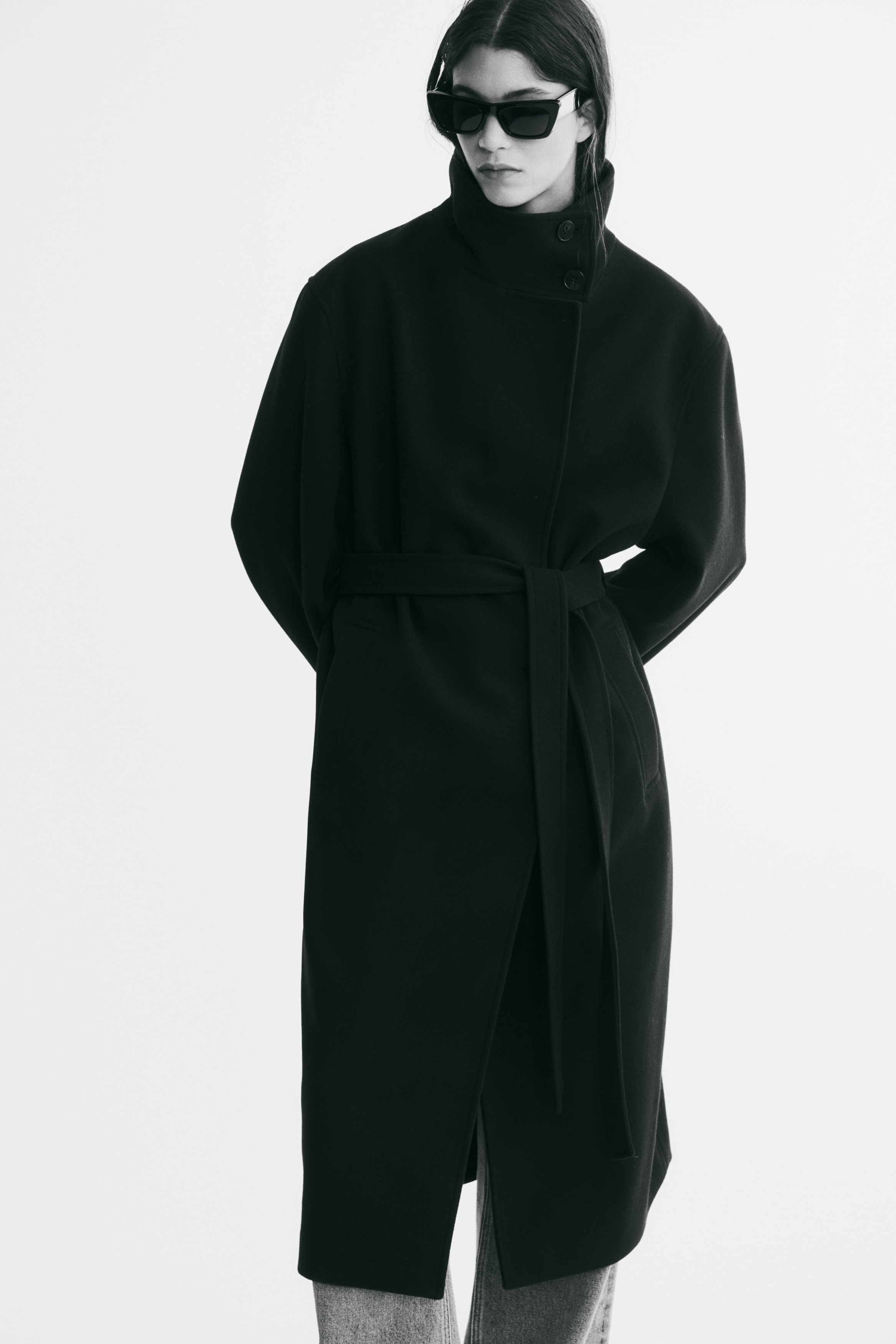 Tie-belt funnel-collar coat - Black/Dark mole