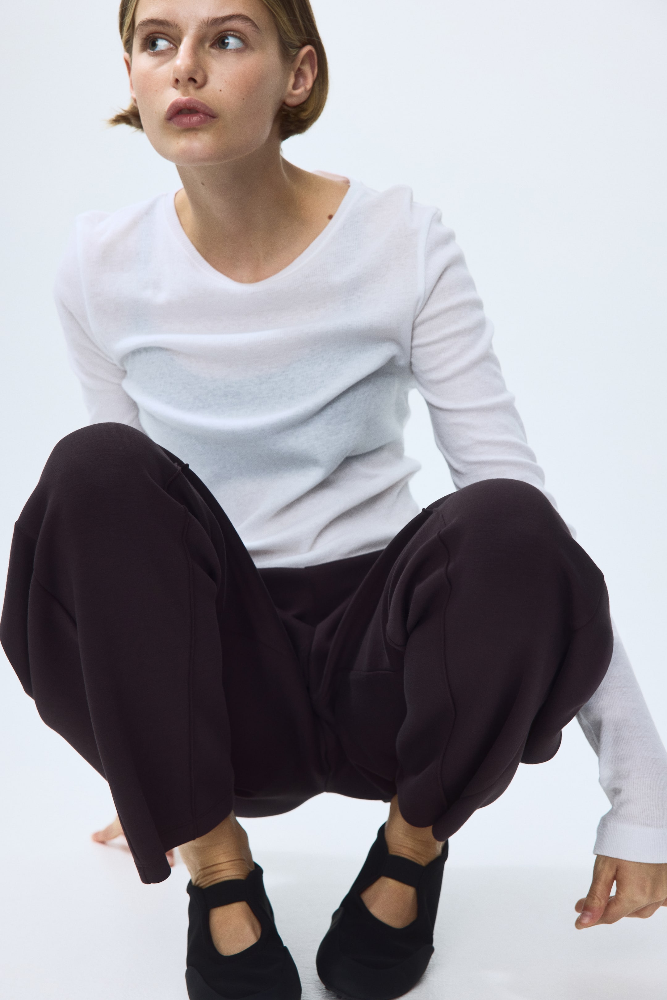 Viscose-Blend Barrel-Leg Pants
