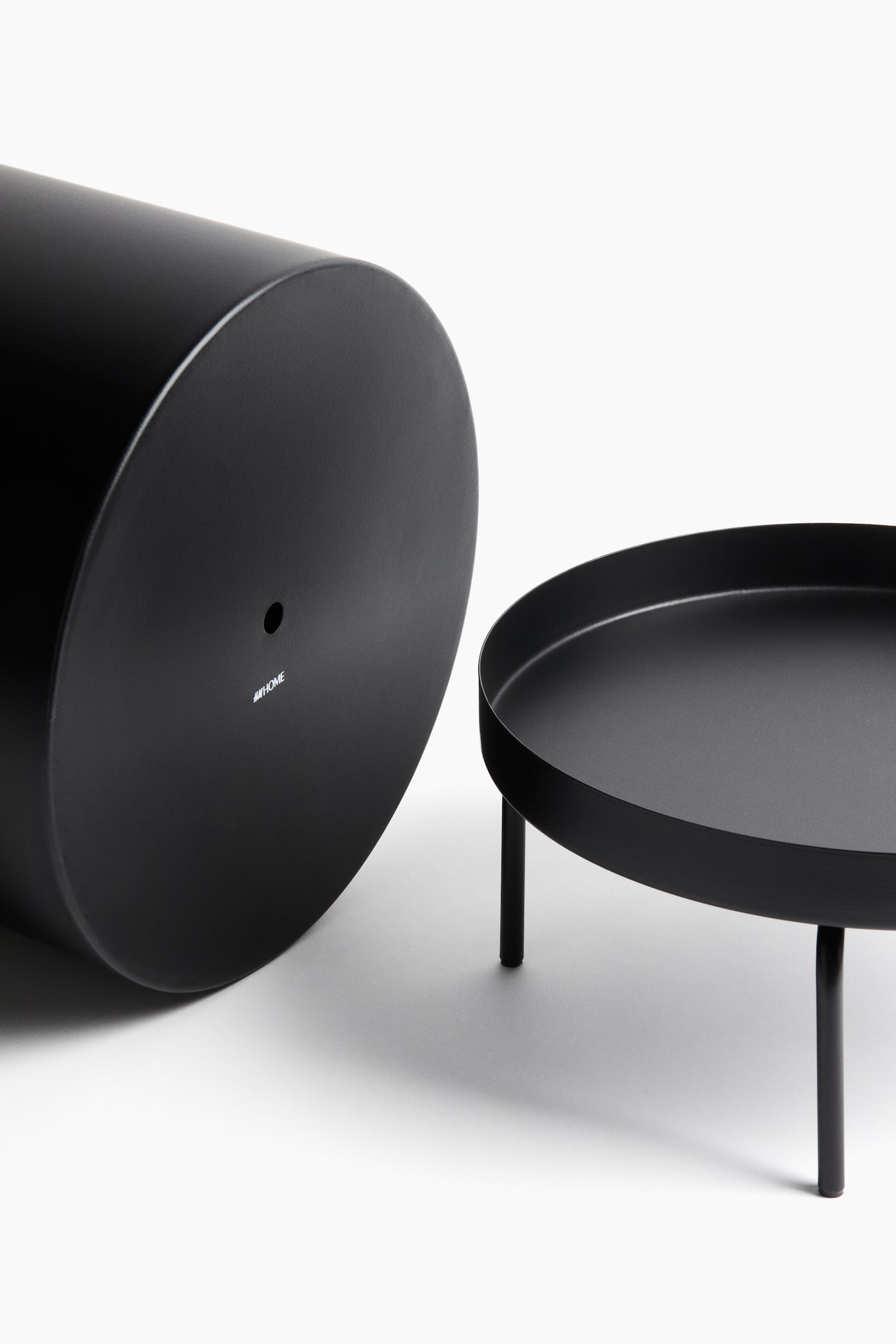 Extra-large plant pot on a stand - Black - 2