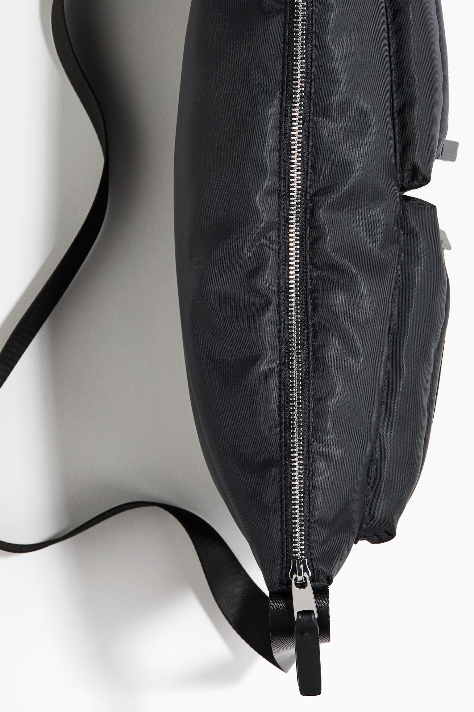 Padded crossbody bag - Black/Dark khaki green - 2