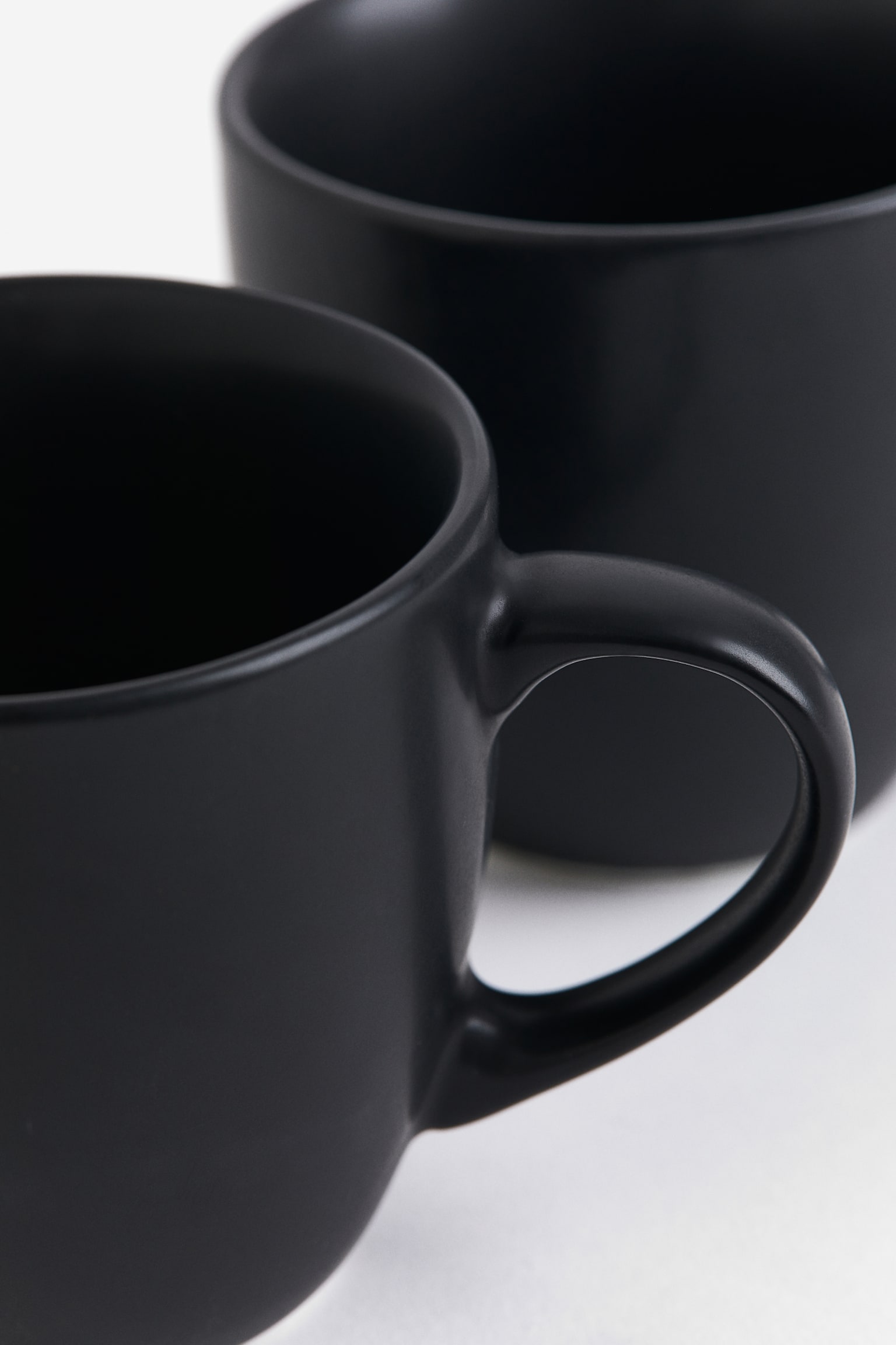 2-pack porcelain mugs - Black/Greige - 2