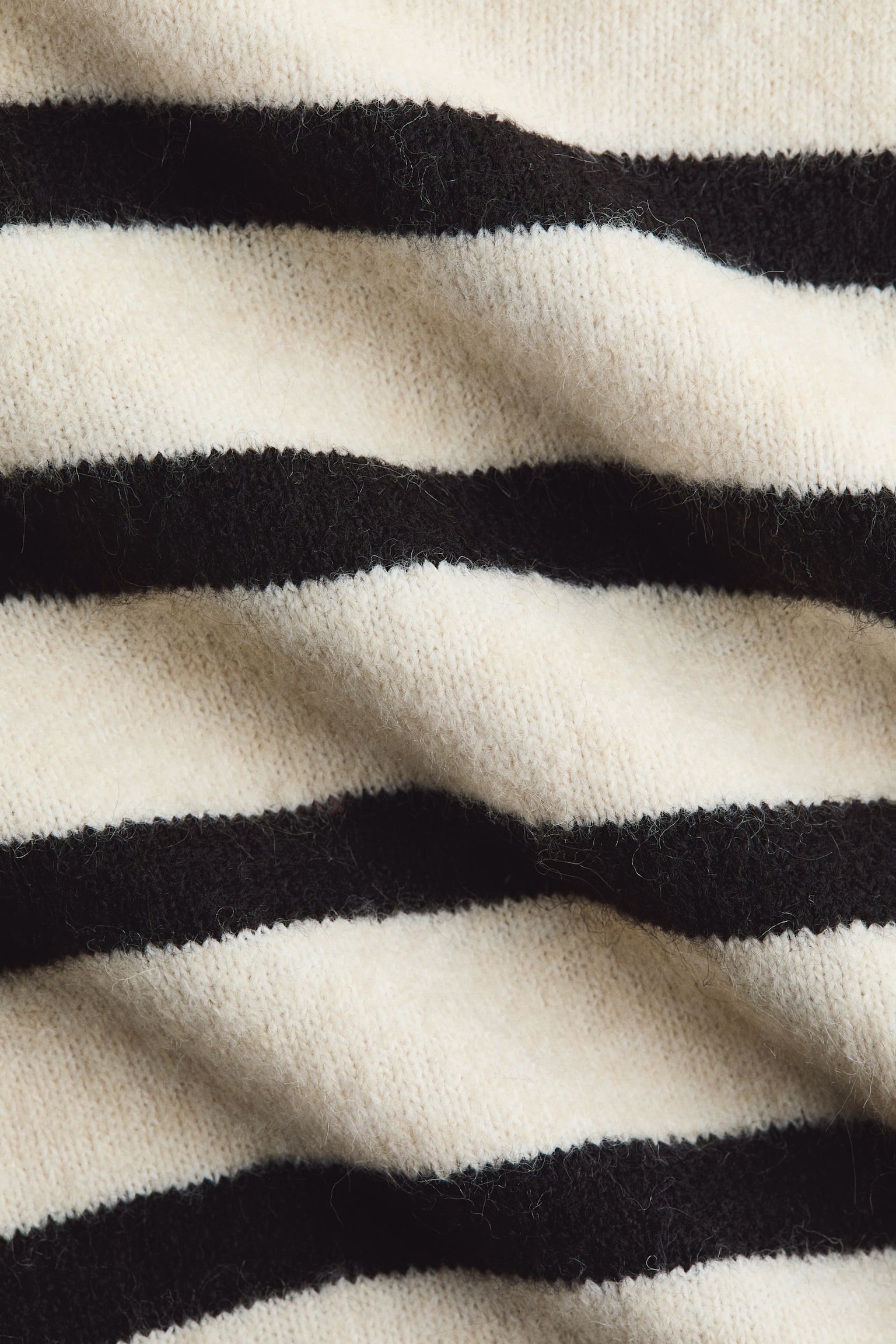 Knitted jumper - Light beige/Black striped - 2