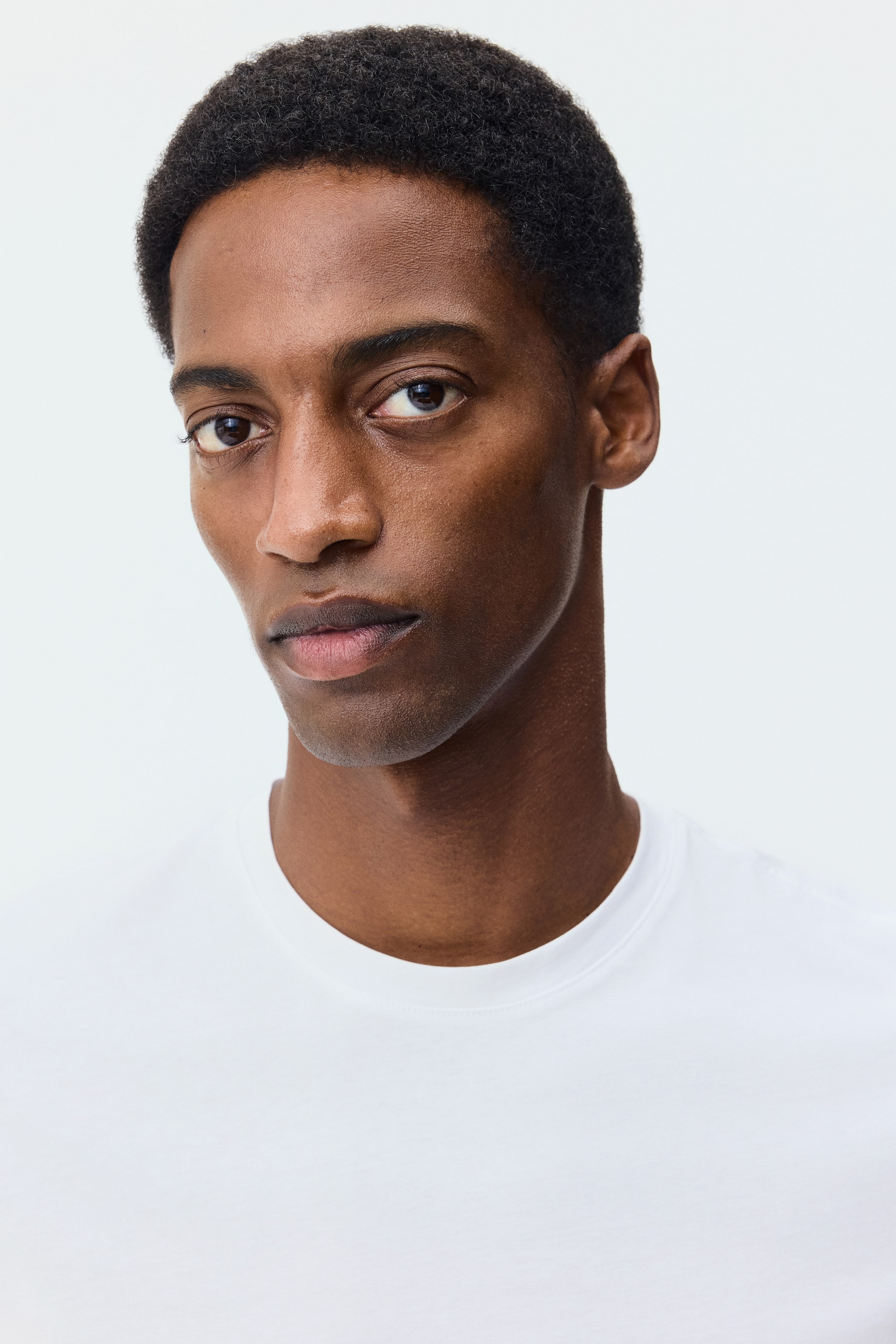 View larger image: Slim Fit Pima cotton T-shirt - White - Men | H&M 2