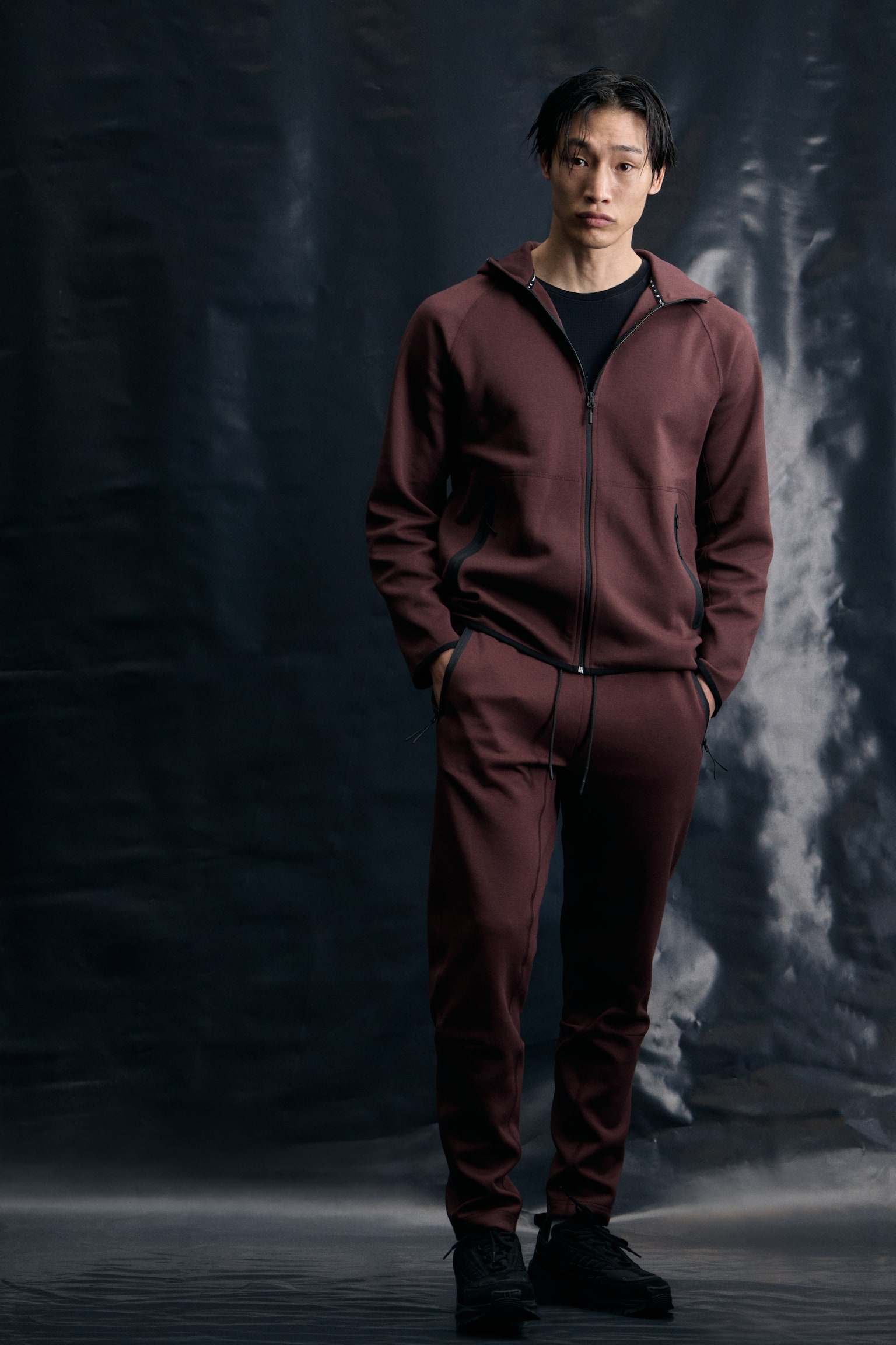 Slim Fit Sports joggers with DryMove™ - Burgundy/Black/Light grey marl/Dark grey - 2