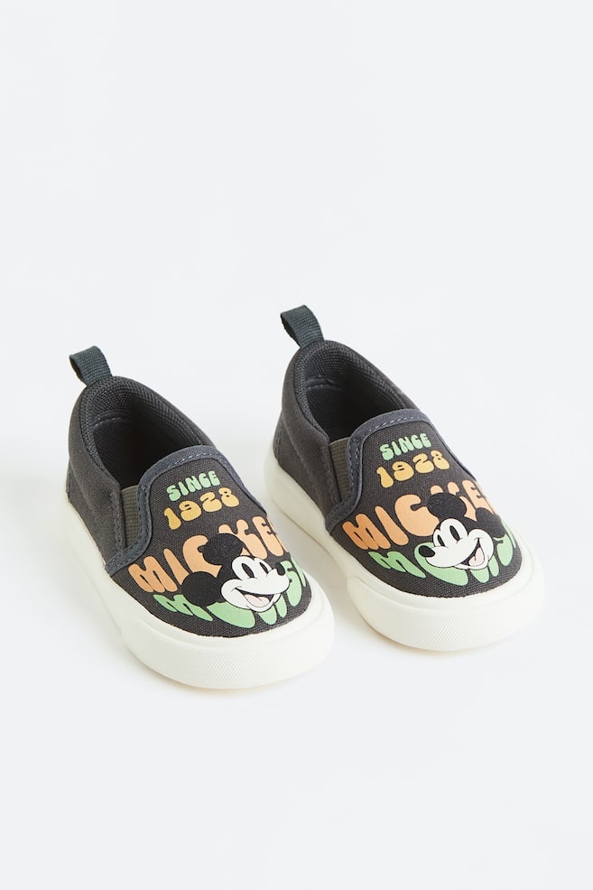 Slip-on-Sneaker mit Print - Dunkelgrau/Micky Maus/Hellrosa/Minnie Maus/Altrosa/Susi und Strolch - 1