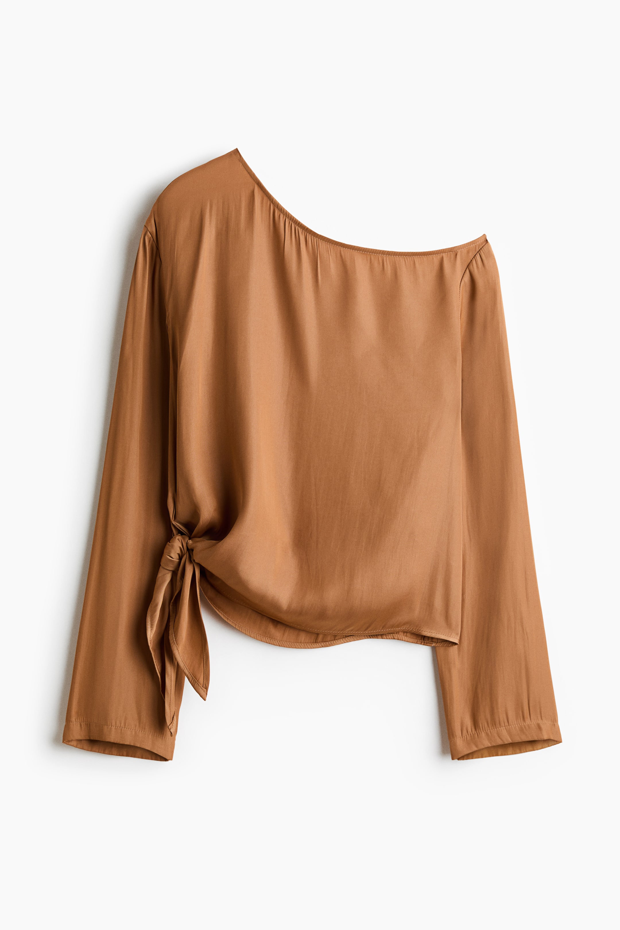 Haut asymétrique avec liens à nouer