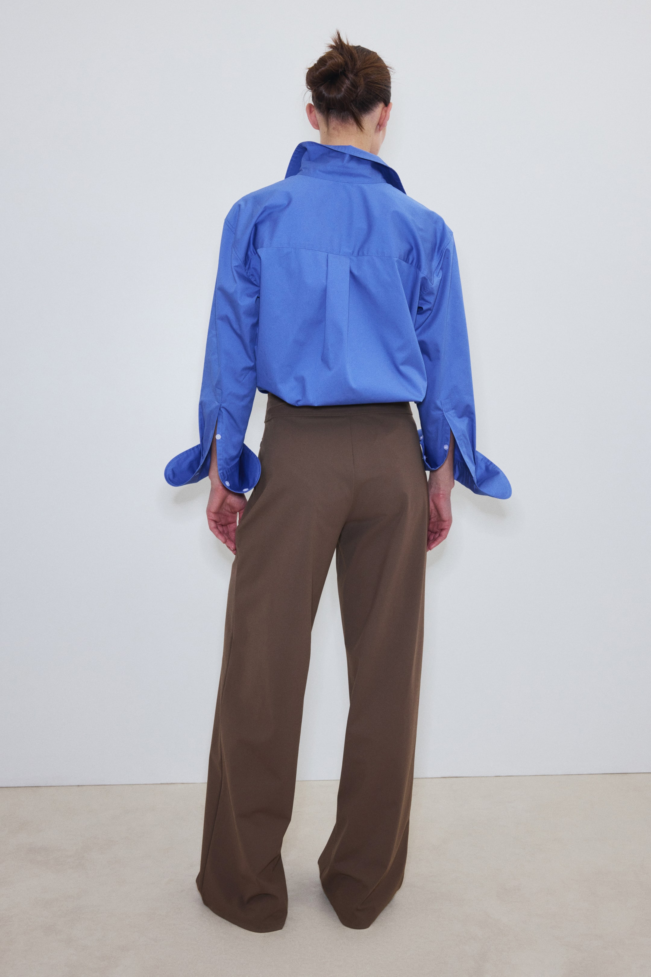 Pantalon large étirable dans tous les sens