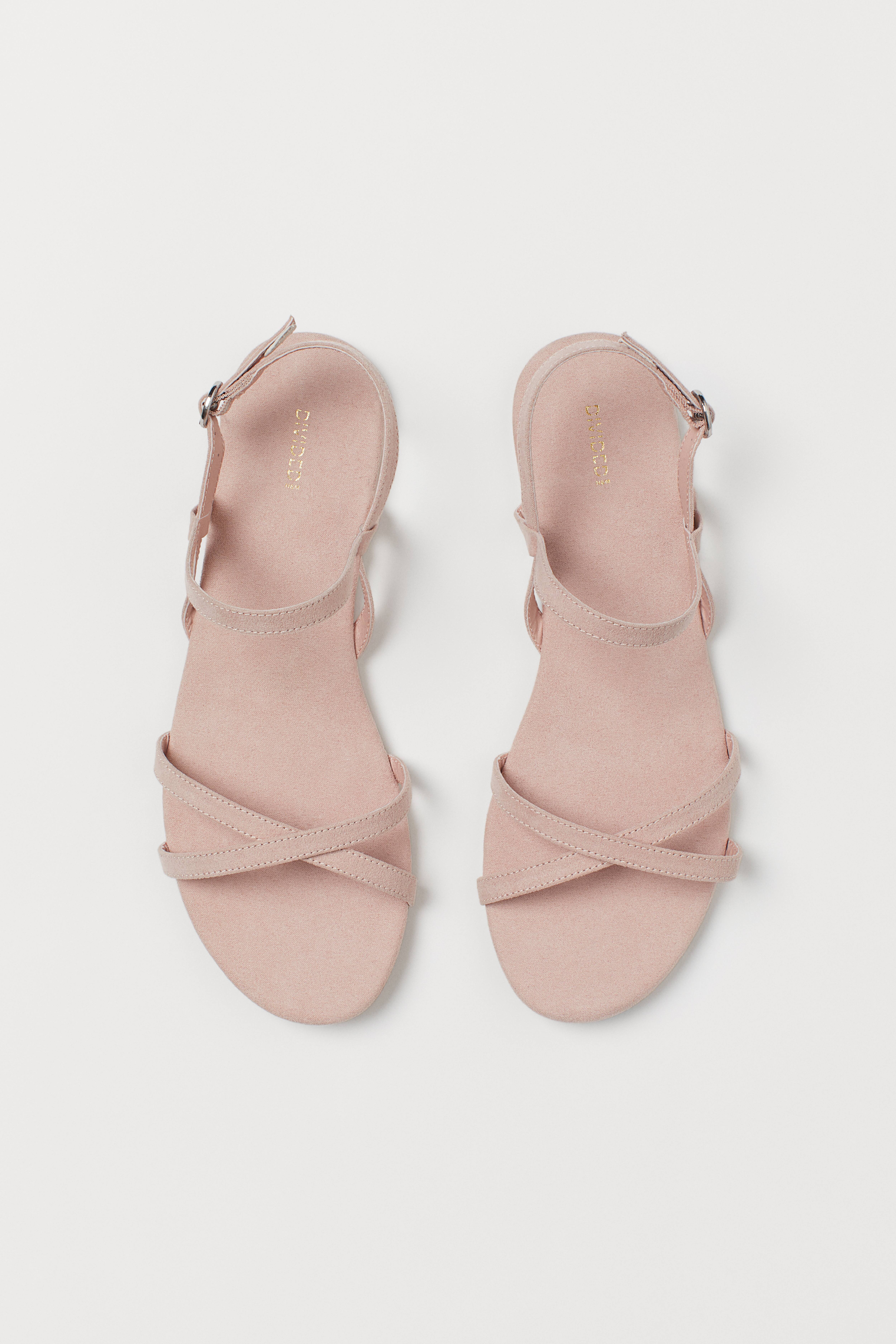 Shops h&m divided sandals