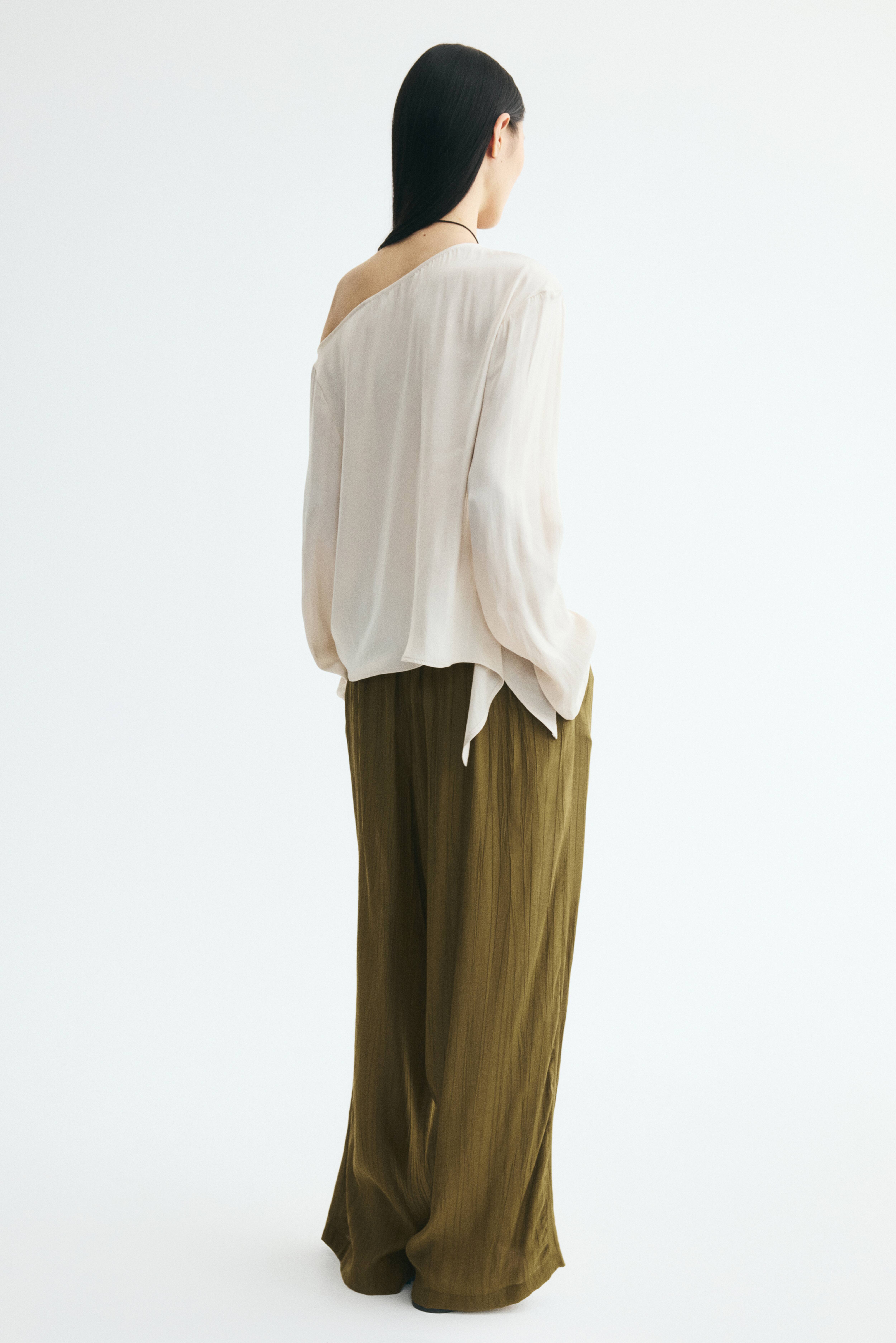 Crinkled Viscose-Blend Pants