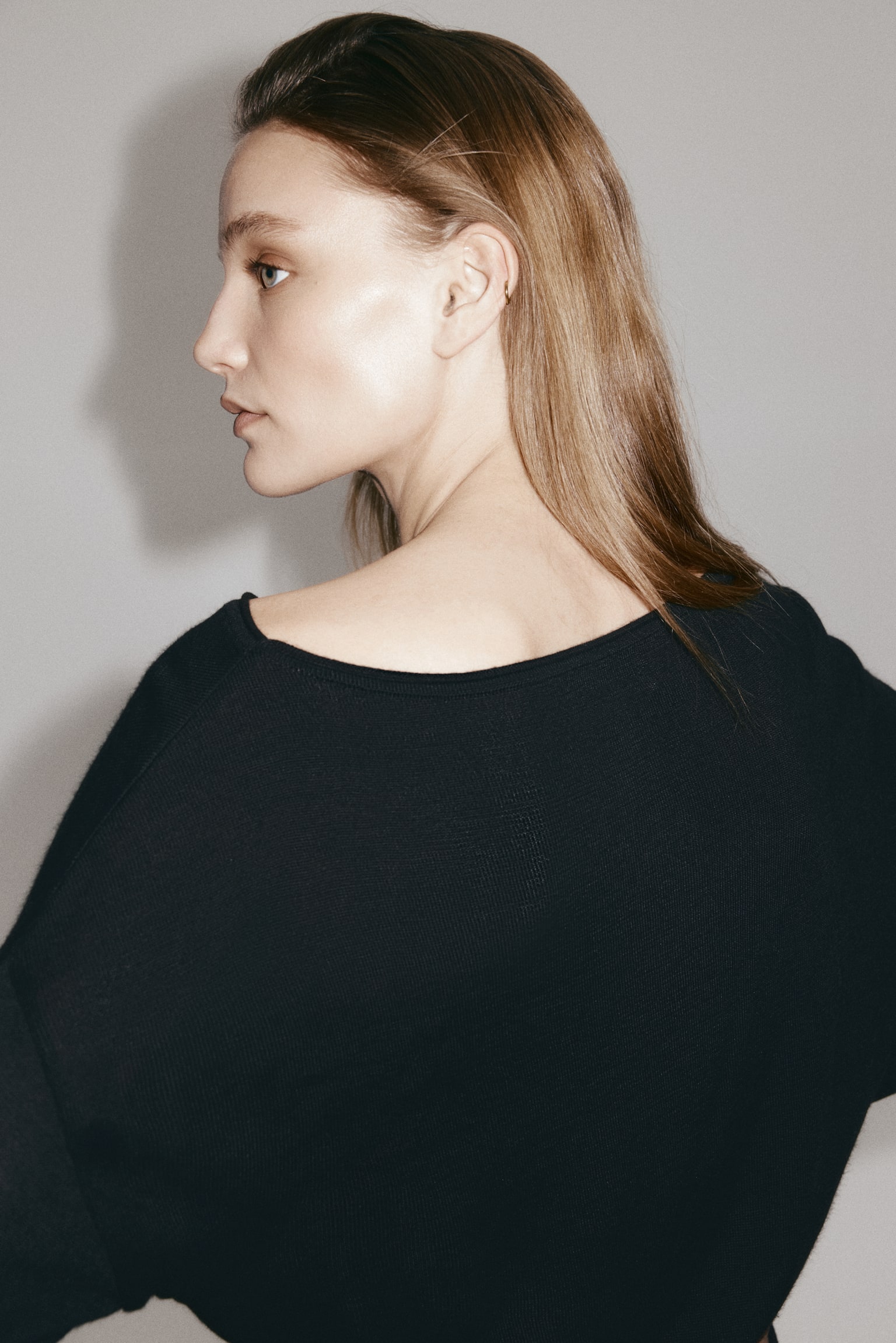 Fine-Knit One-Shoulder Top - Black/Brown/Cream - 5