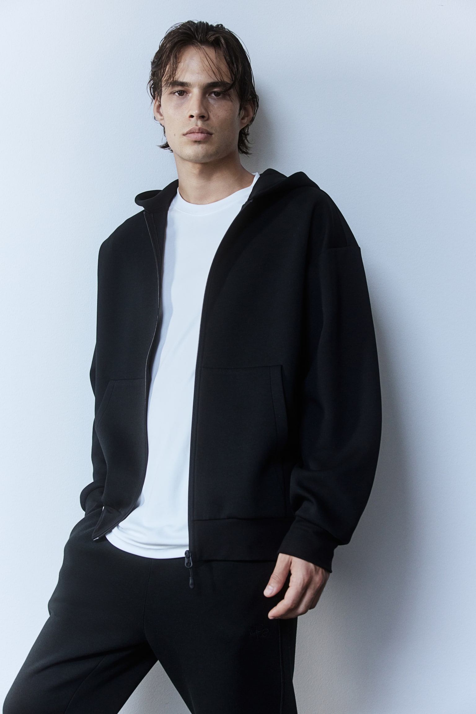 Sports zip-through hoodie in DryMove™ - Black - 1