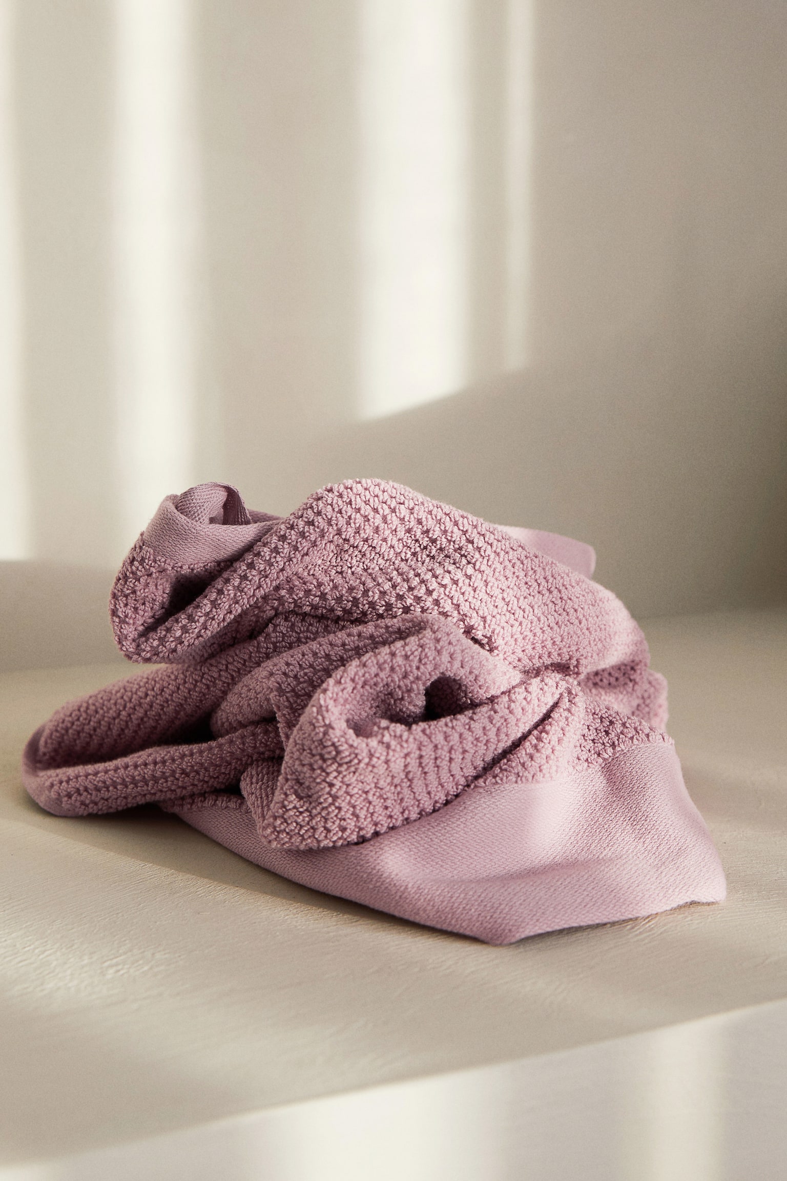 Cotton terry hand towel - Dusty pink/Light dusty blue/Sage green/Pink/Light beige/Khaki green/Light greige/Black/Light blue/Dark purple/Dark green - 2