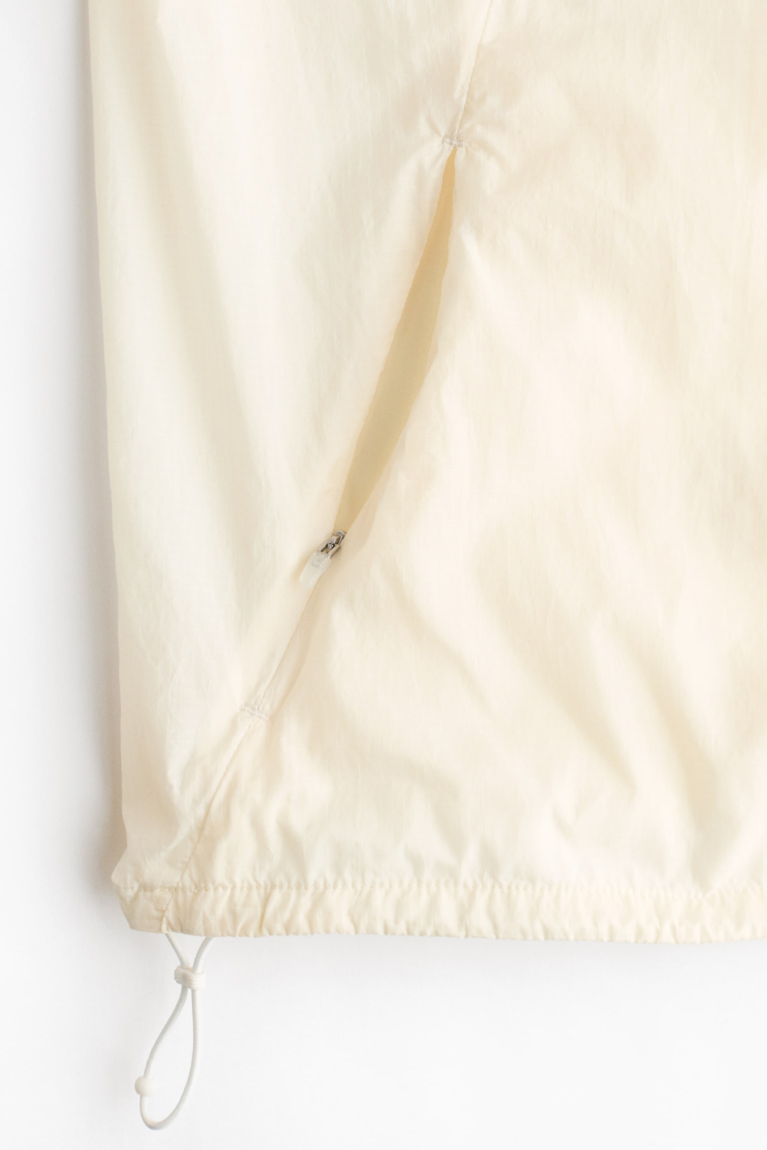 Женская куртка H&M Move Water-Repellent Running, цвет: Слоновая кость — фото 8