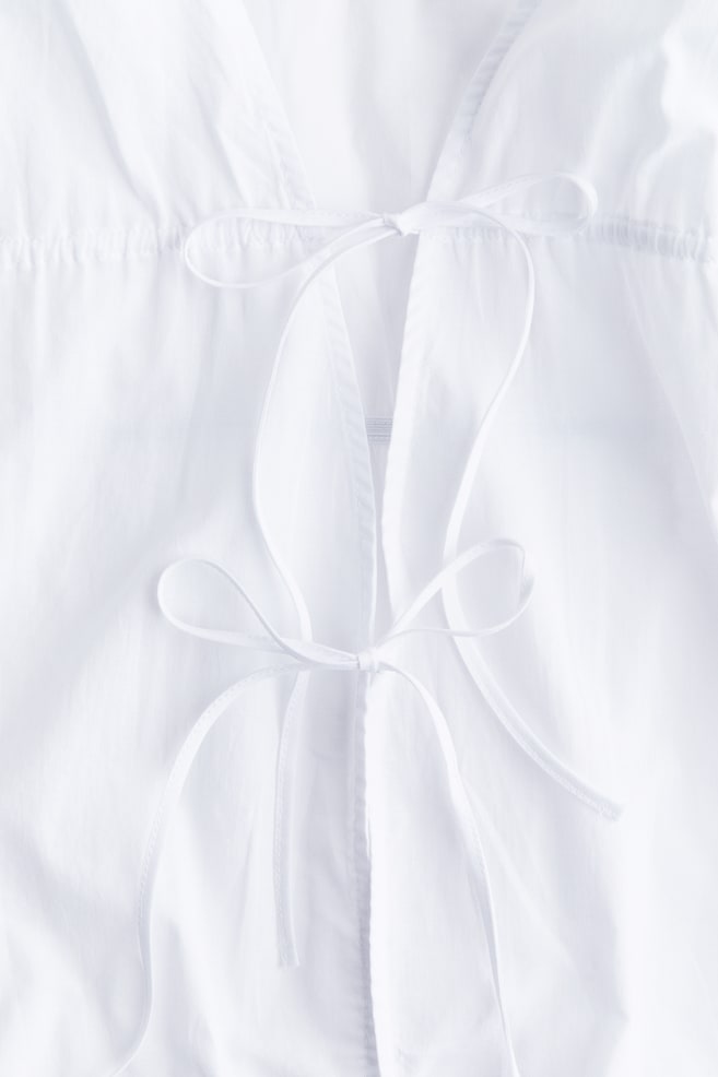 Camicetta in cotone con laccetti decorativi - Bianco - 3