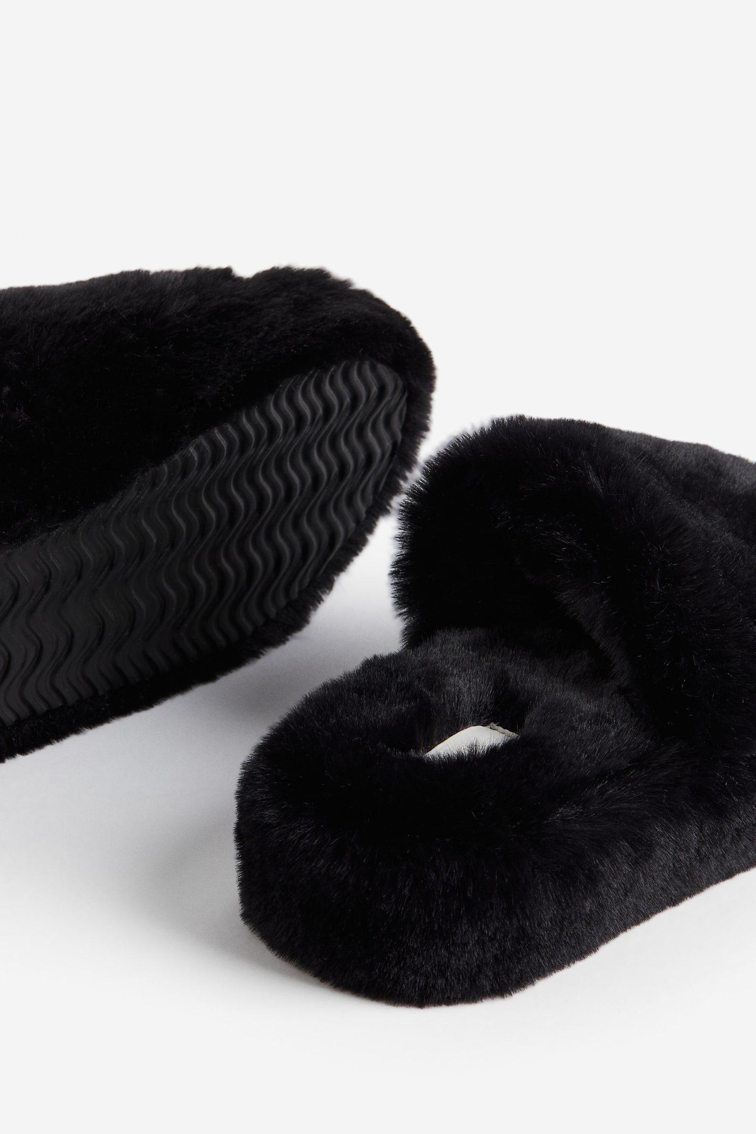 Fluffy Slippers - Black/Light beige - 2