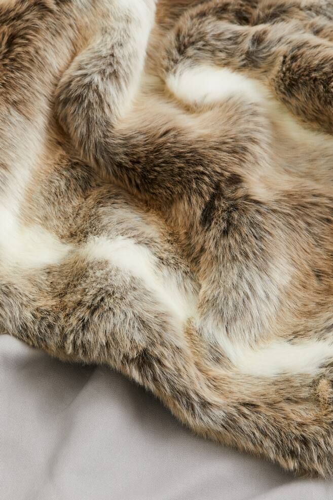 Faux fur blanket - Brown - 3