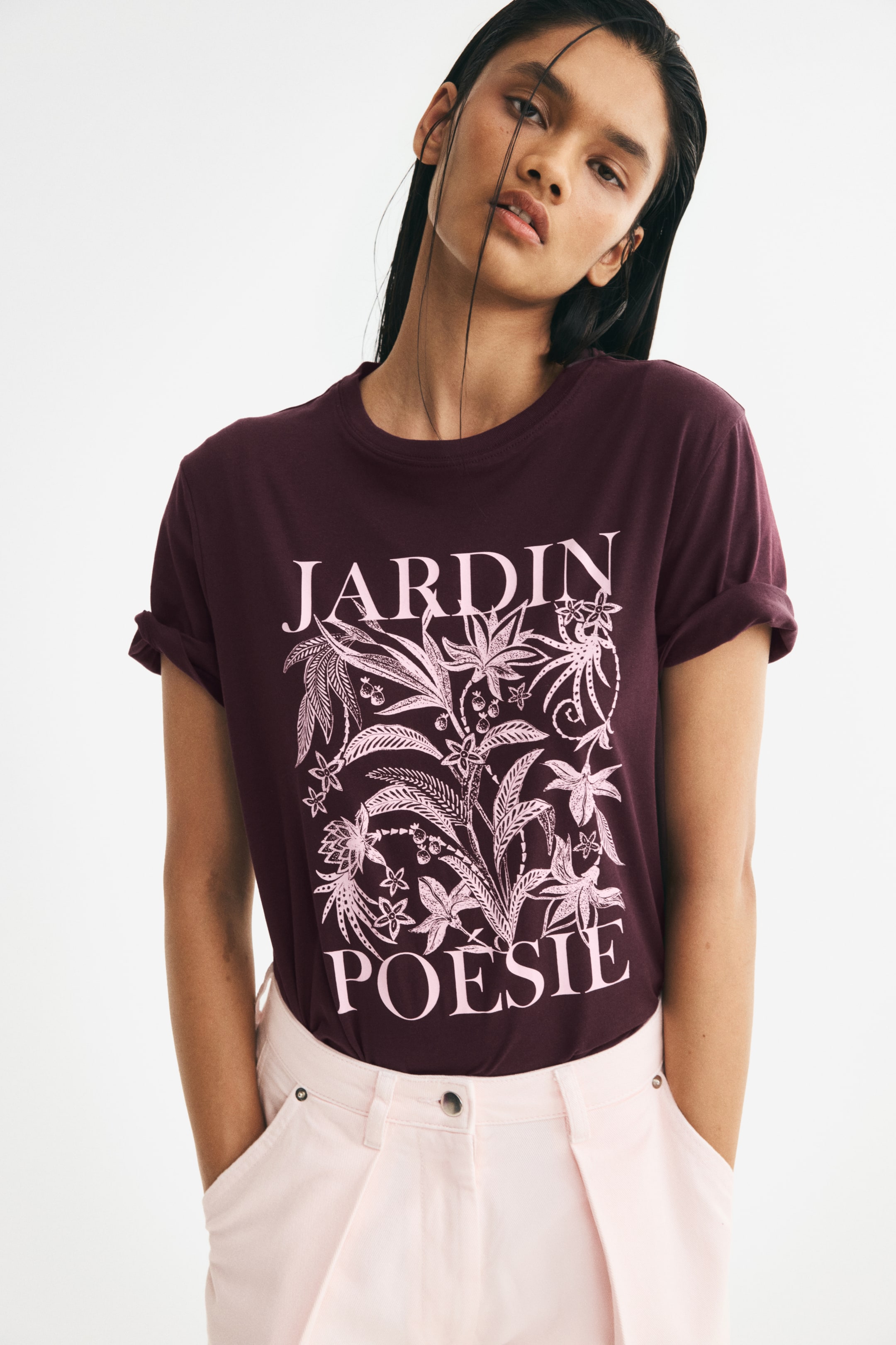 View larger image: Print-motif cotton T-shirt - Burgundy/Jardin Poésie - Ladies | H&M IN 1