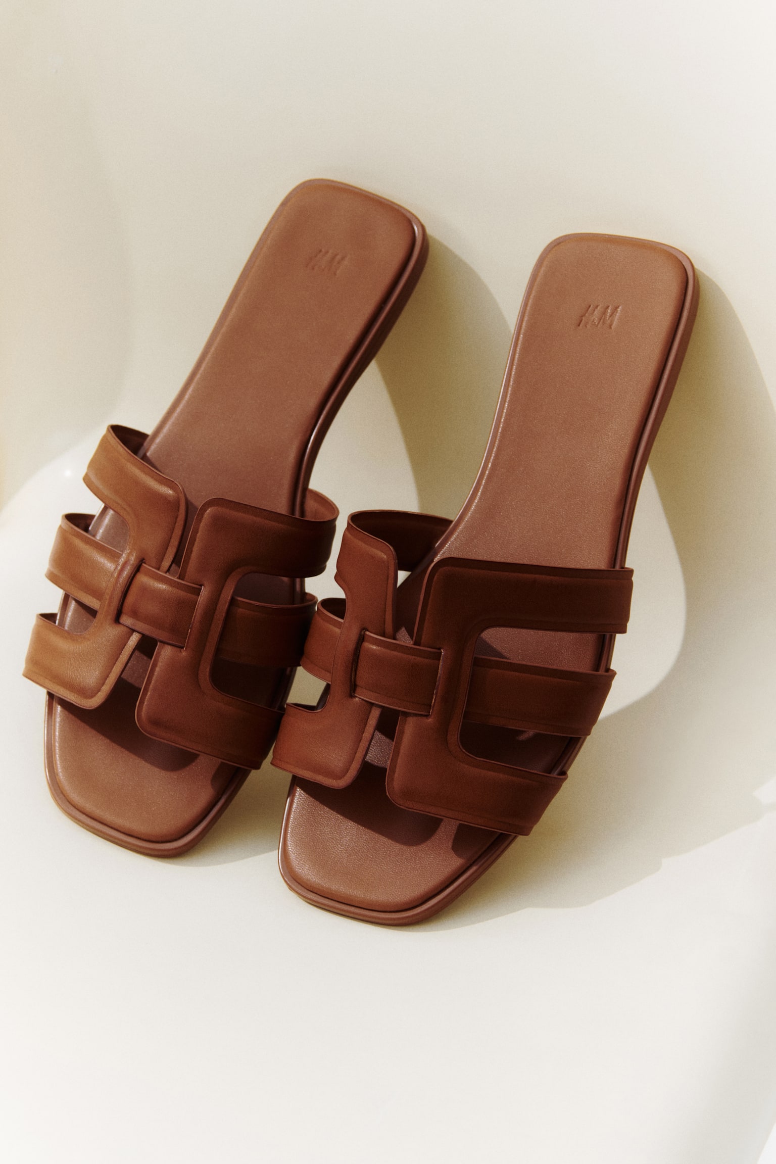 Sandals - Brown - 1