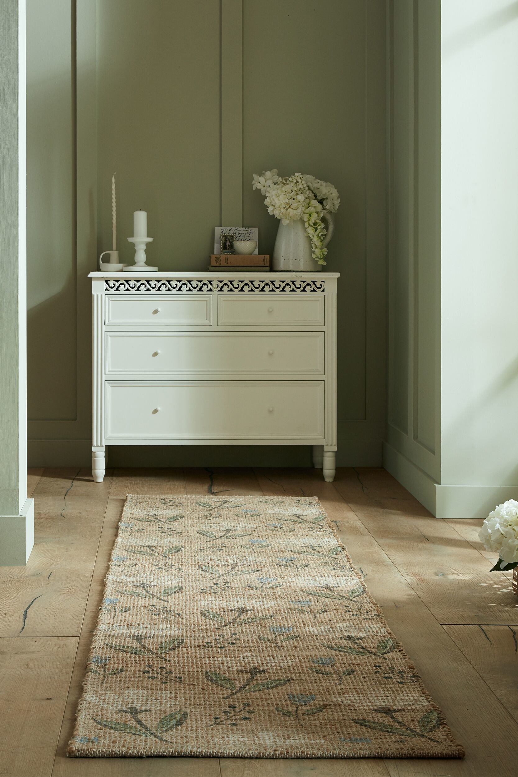 Kukallinen Arriana-juuttisekoitematto Käytävään - Luonnonvärinen