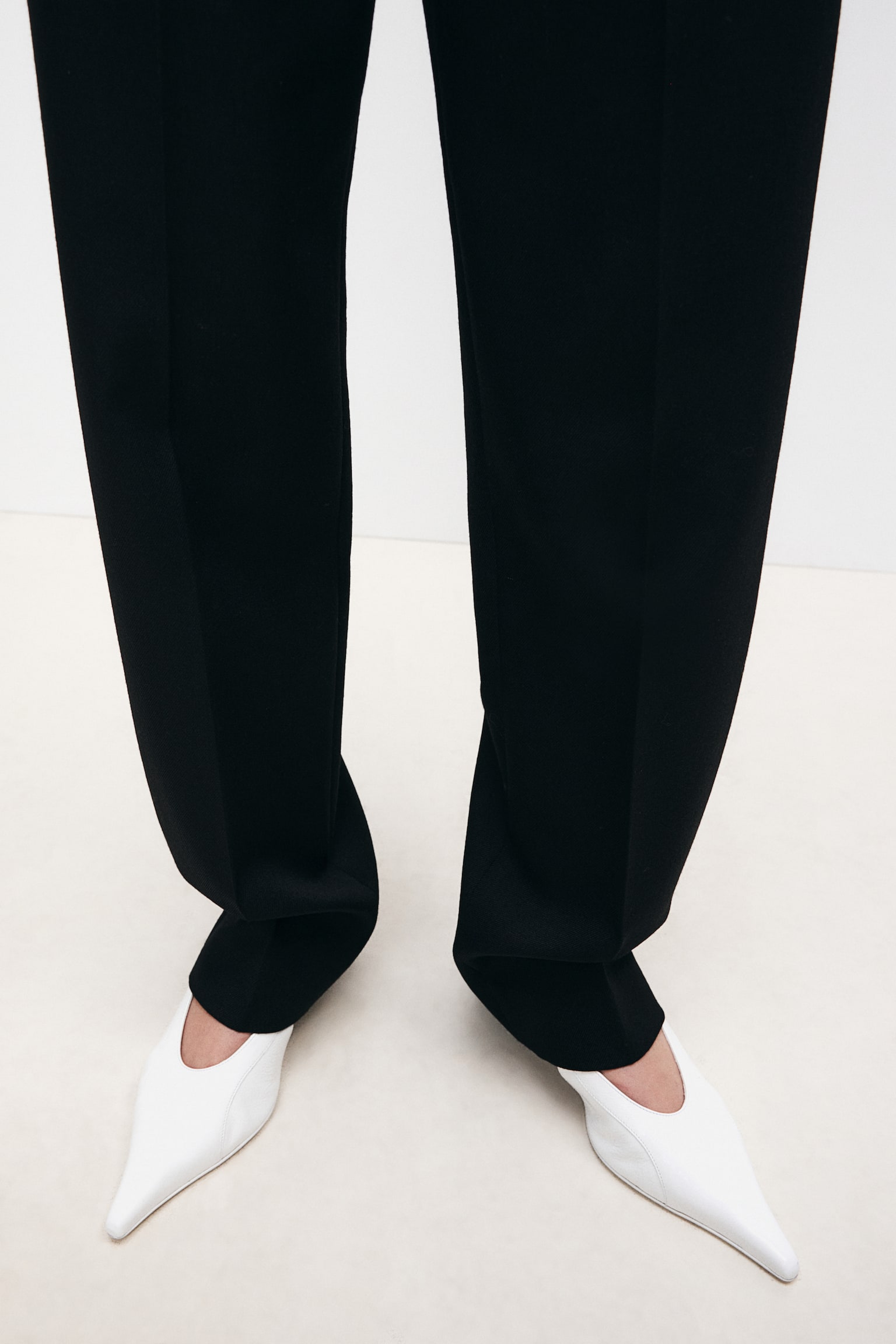 Tailored wool trousers  - Black - 5