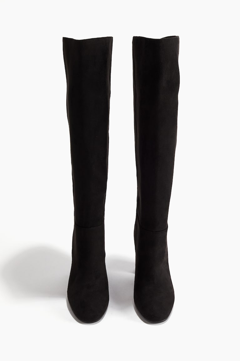 Knee-high heeled boots