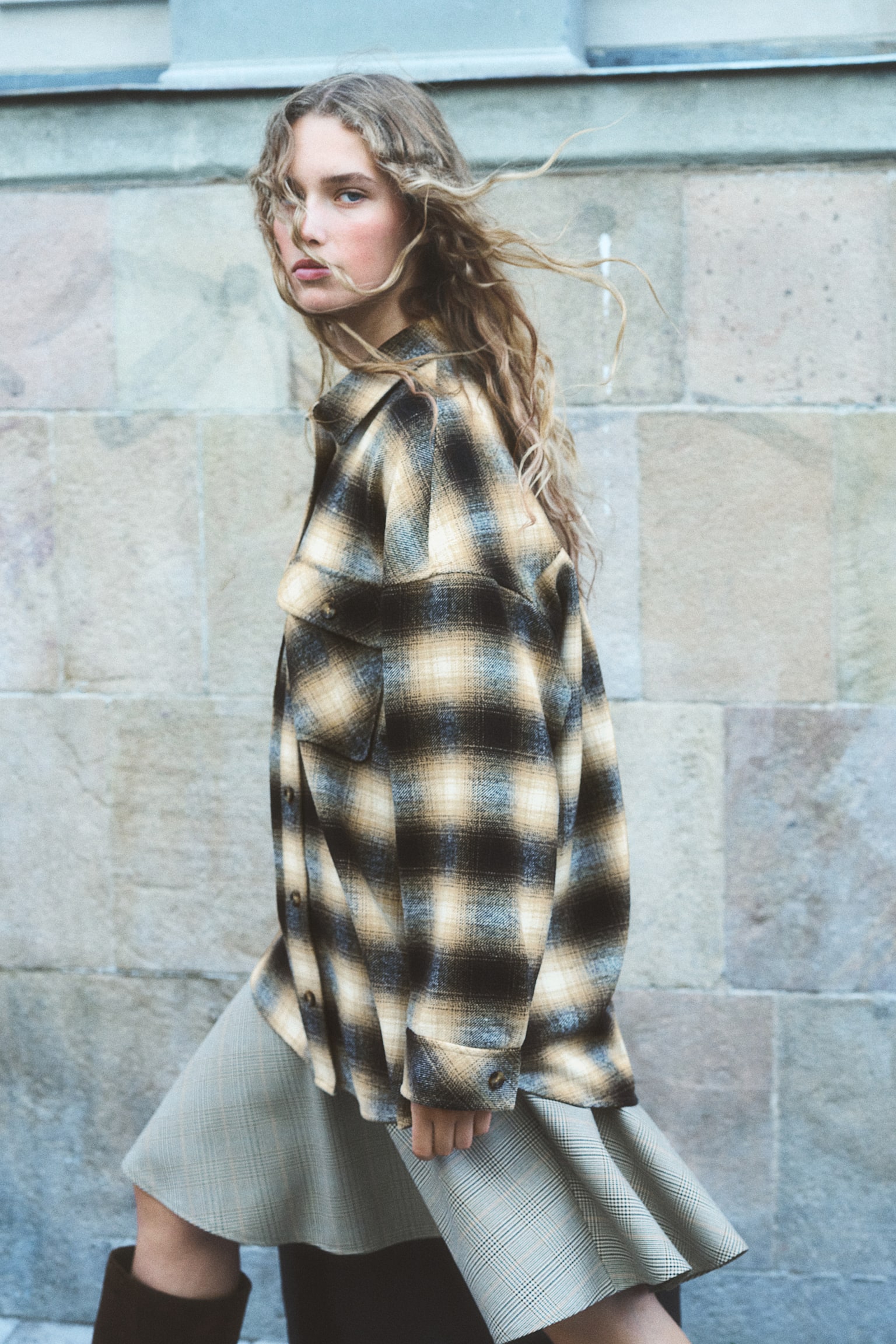 Oversized twill shirt - Beige/Checked/Dark brown/Beige - 1