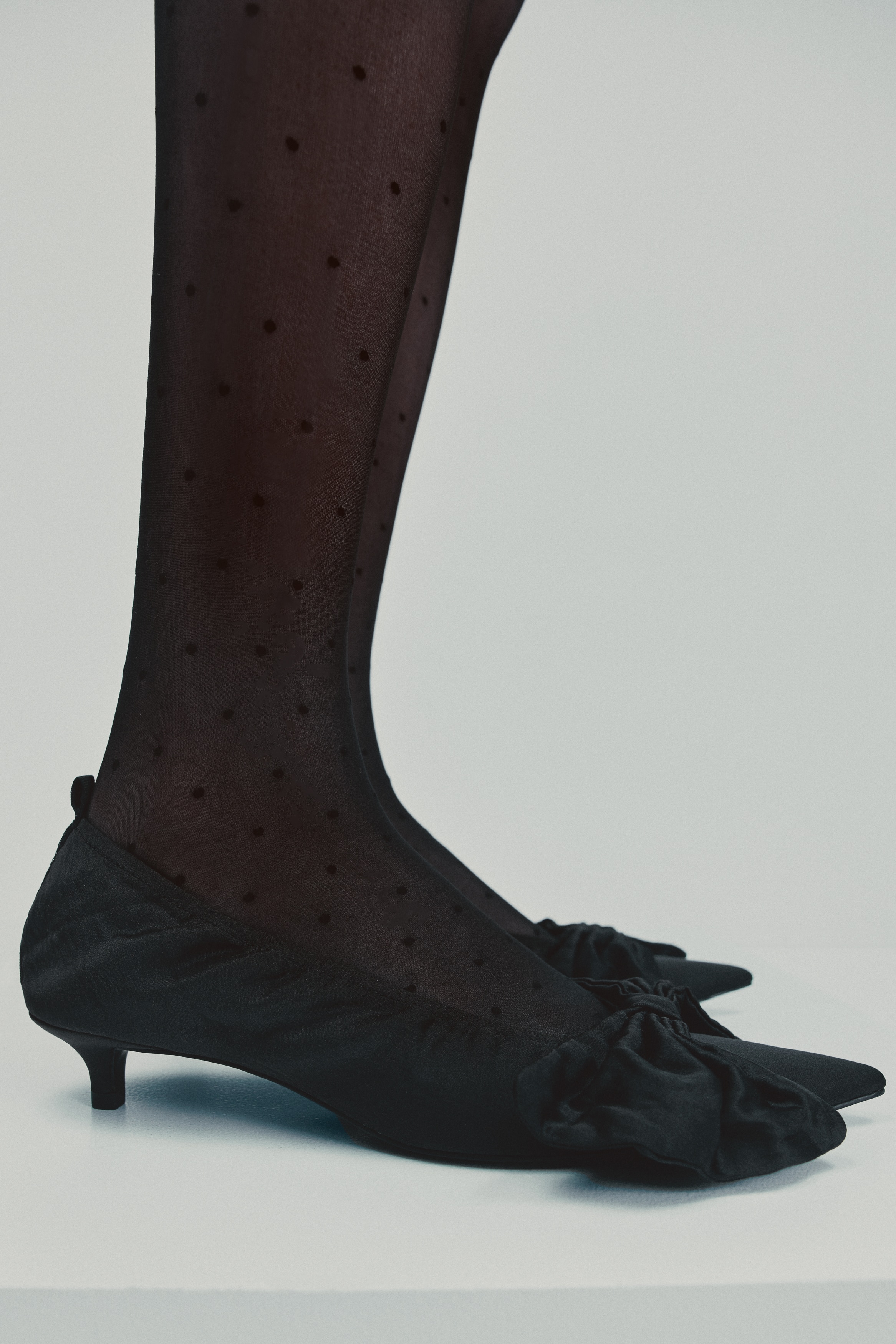 H & M - リボンディテールパンプス - ブラック