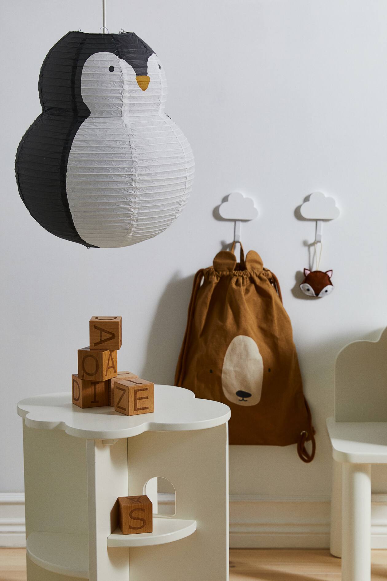 Abat-jour de plafond en forme d'étoile en papier pliable pour
