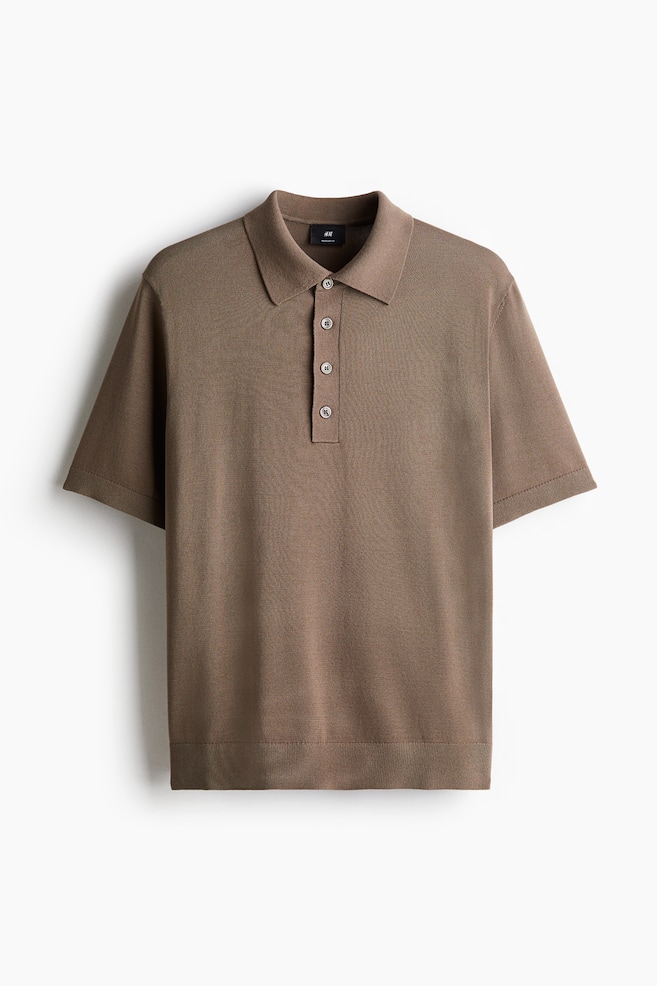 Fijngebreid poloshirt - Regular Fit - Donkerbeige - 1