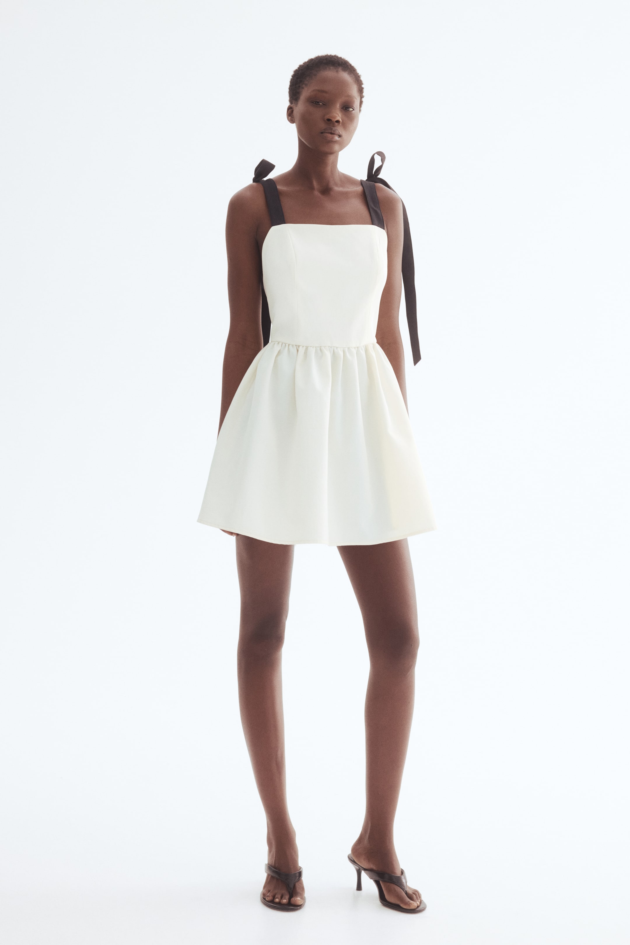 View larger image: Bow-detail dress - White - Ladies | H&M SG 2