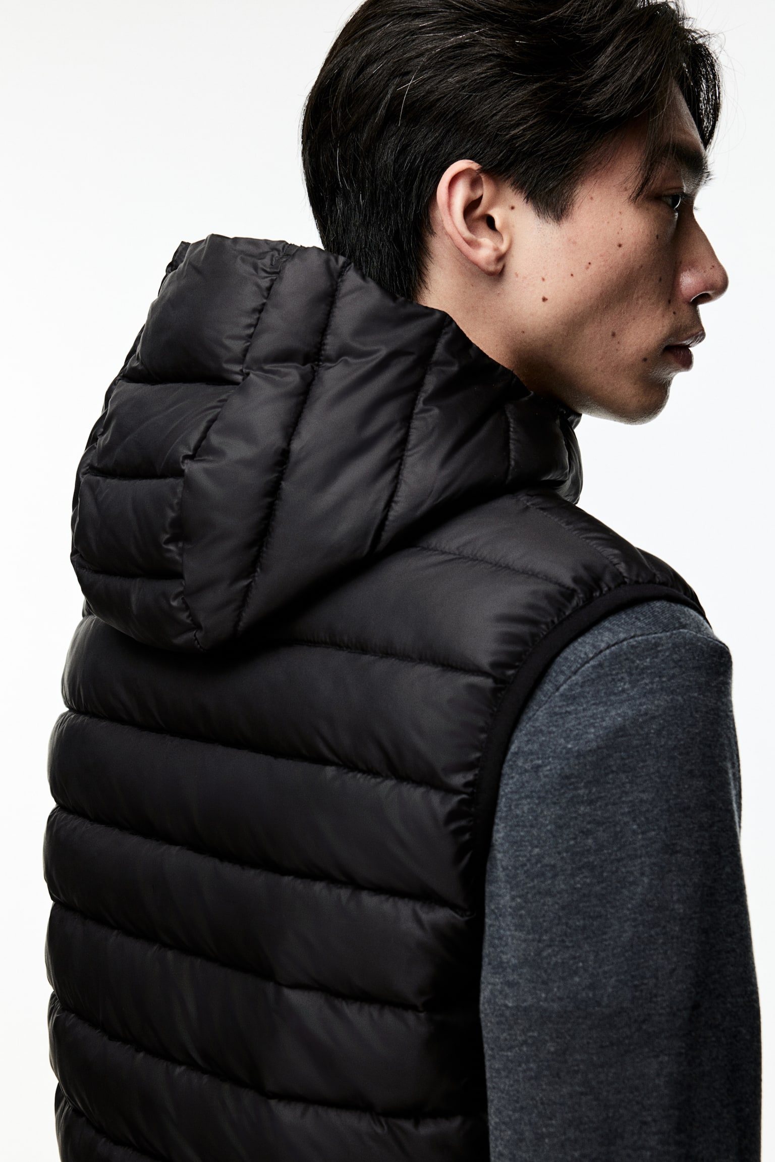 Padded lightweight puffer gilet - Black - 1