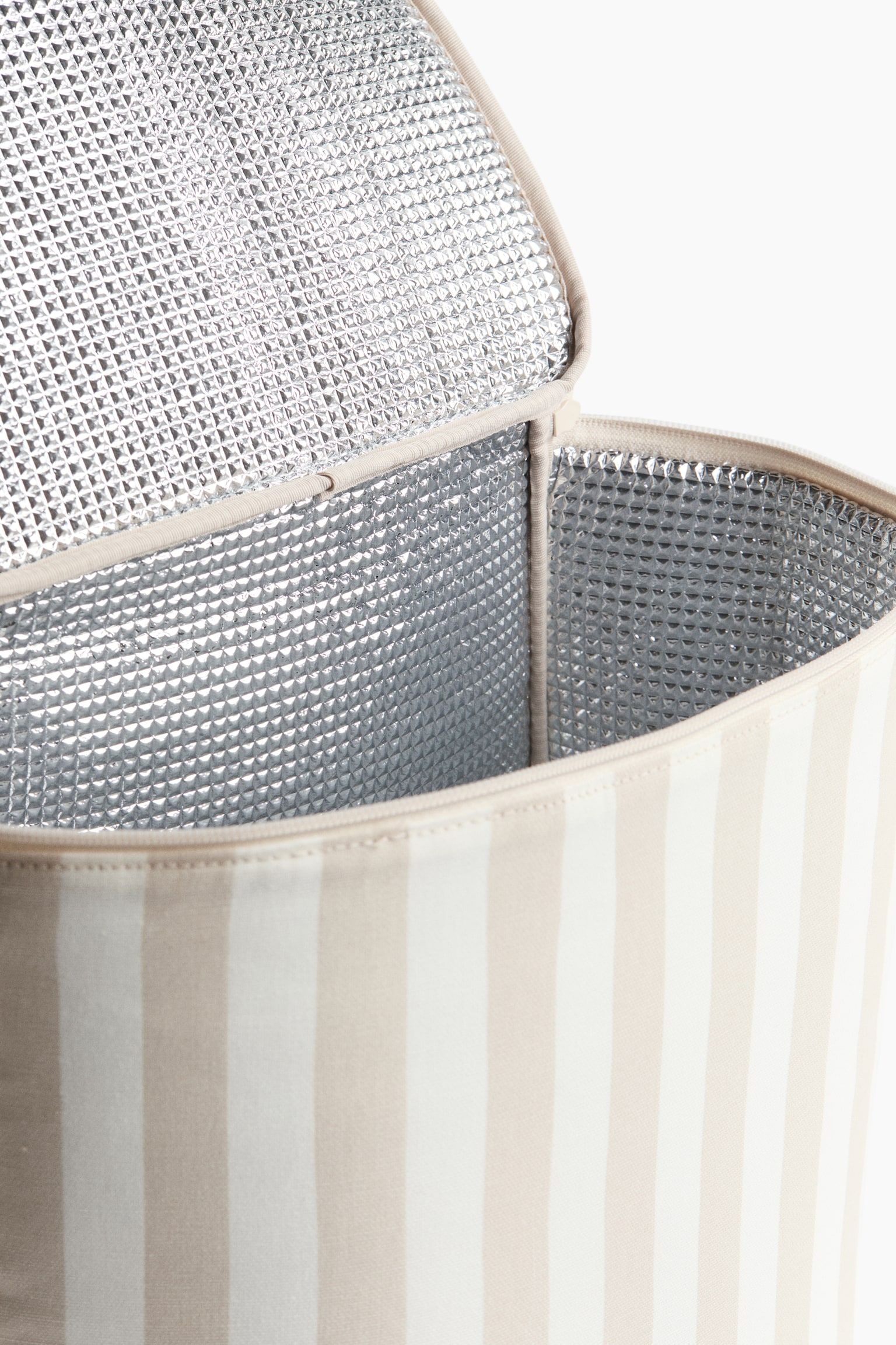 Water-repellent cool bag - Light beige/Striped/Dark green/Striped/Blue/Striped - 4