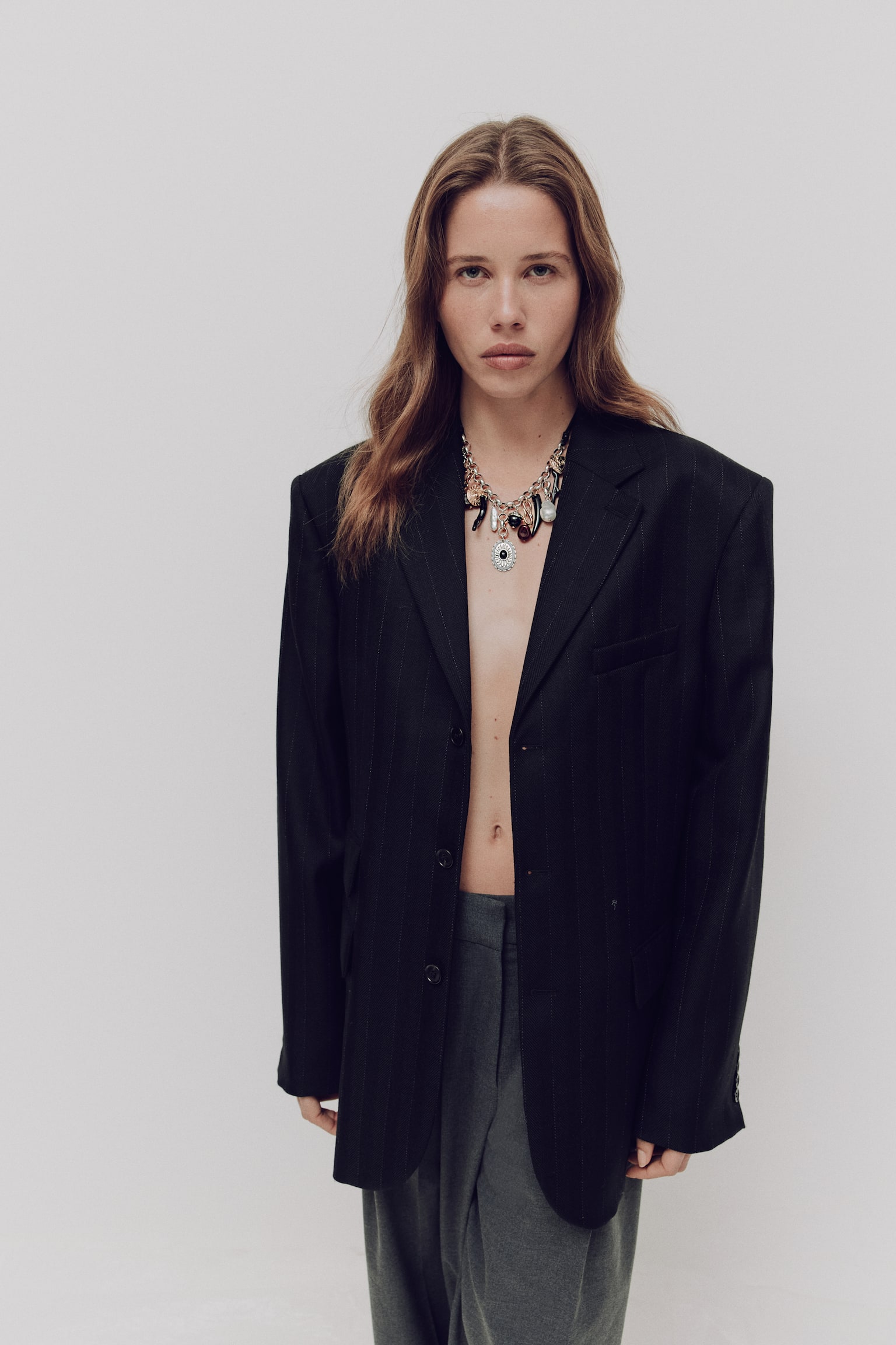 Женское колье H&M Charm с подвесками, цвет: Чёрный — фото 2
