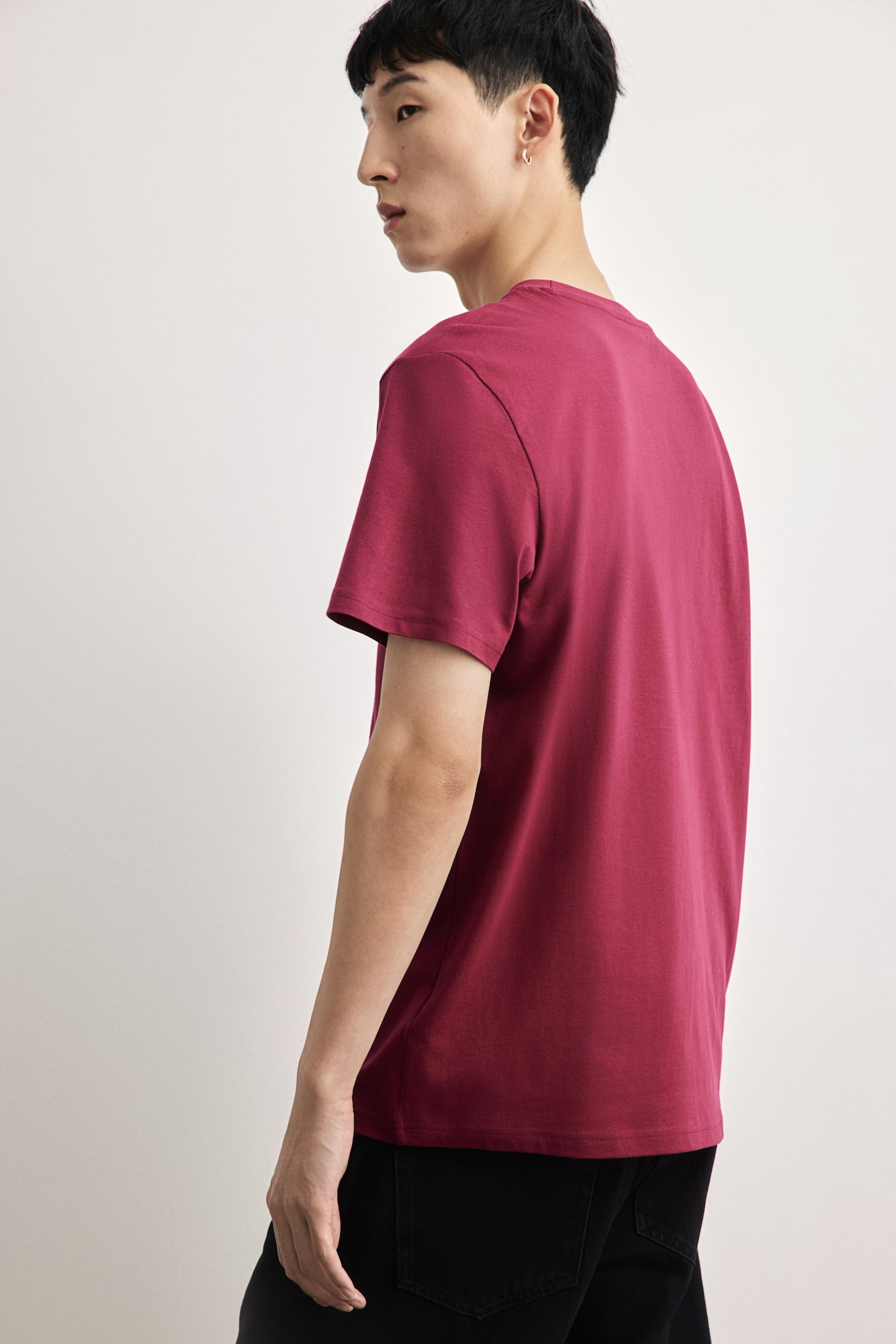 Regular Fit Tee - Burgundy/Light beige/White/Khaki green/Black/Light grey/Pink/Dark grey/Dark grey/Grey marle/Brown/Dark blue - 7