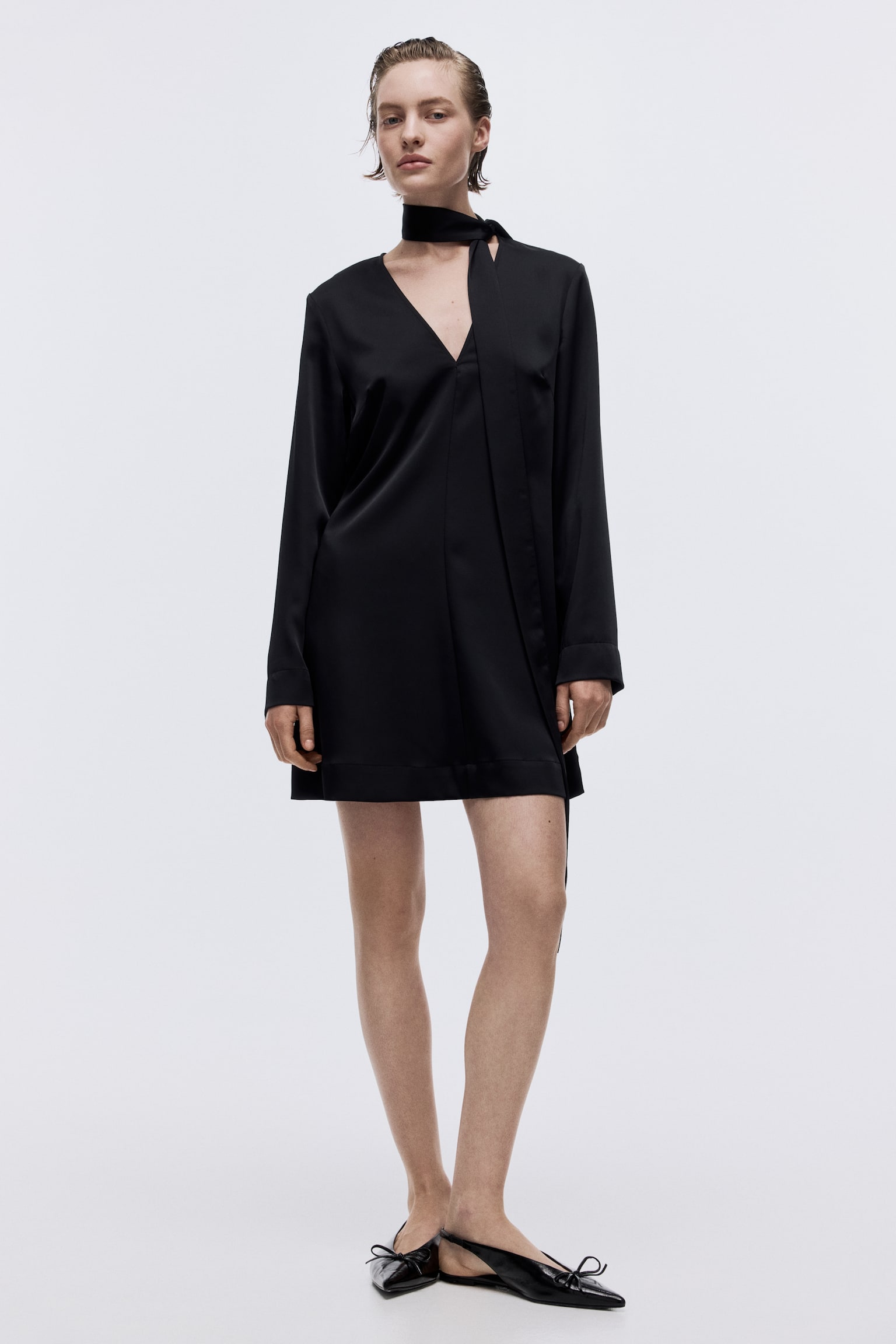 Şal Detaylı Saten Elbise - Siyah - 3