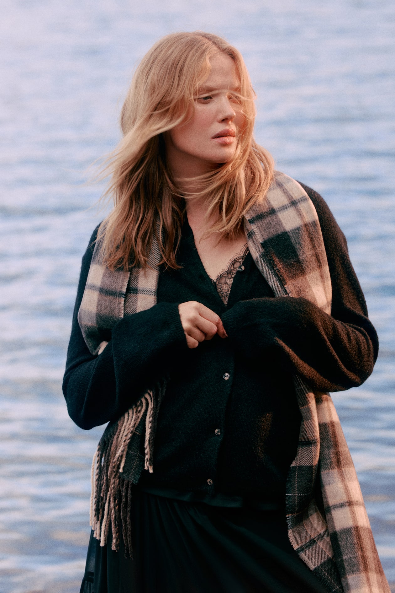 MAMA Fine-Knit Cardigan - image 3