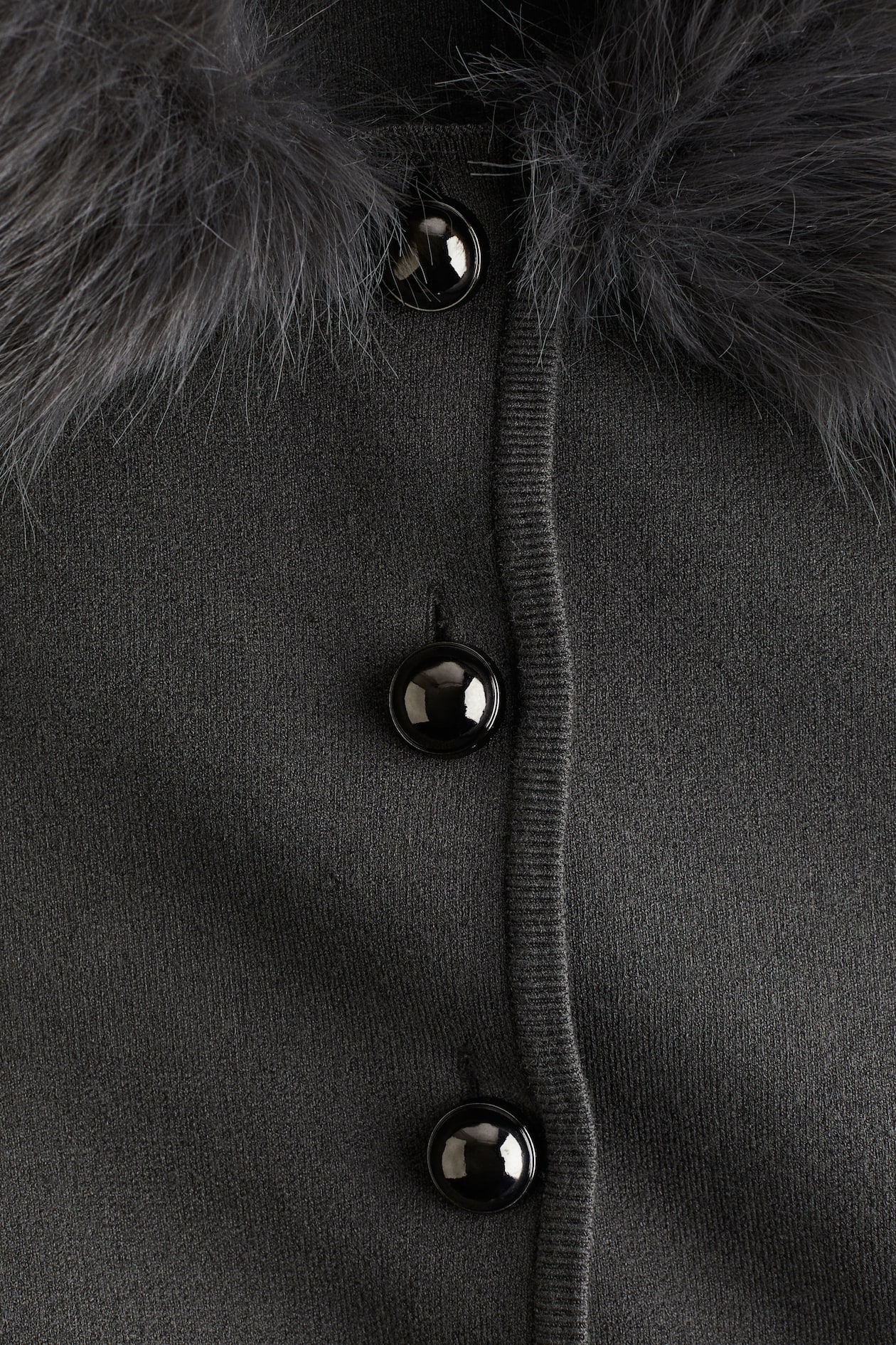 Fine-Knit Cardigan with Collar - image 3