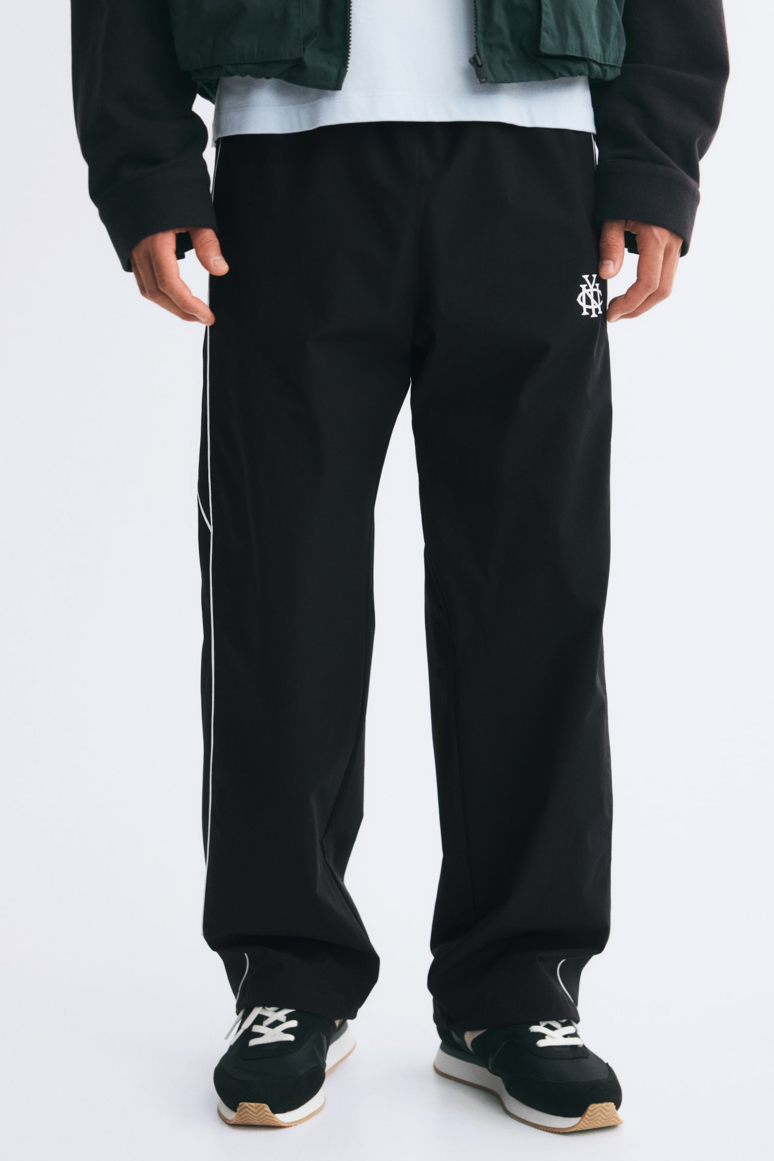 Мужские брюки H&M Relaxed-Fit Track Pants, цвет: Чёрный — фото 3