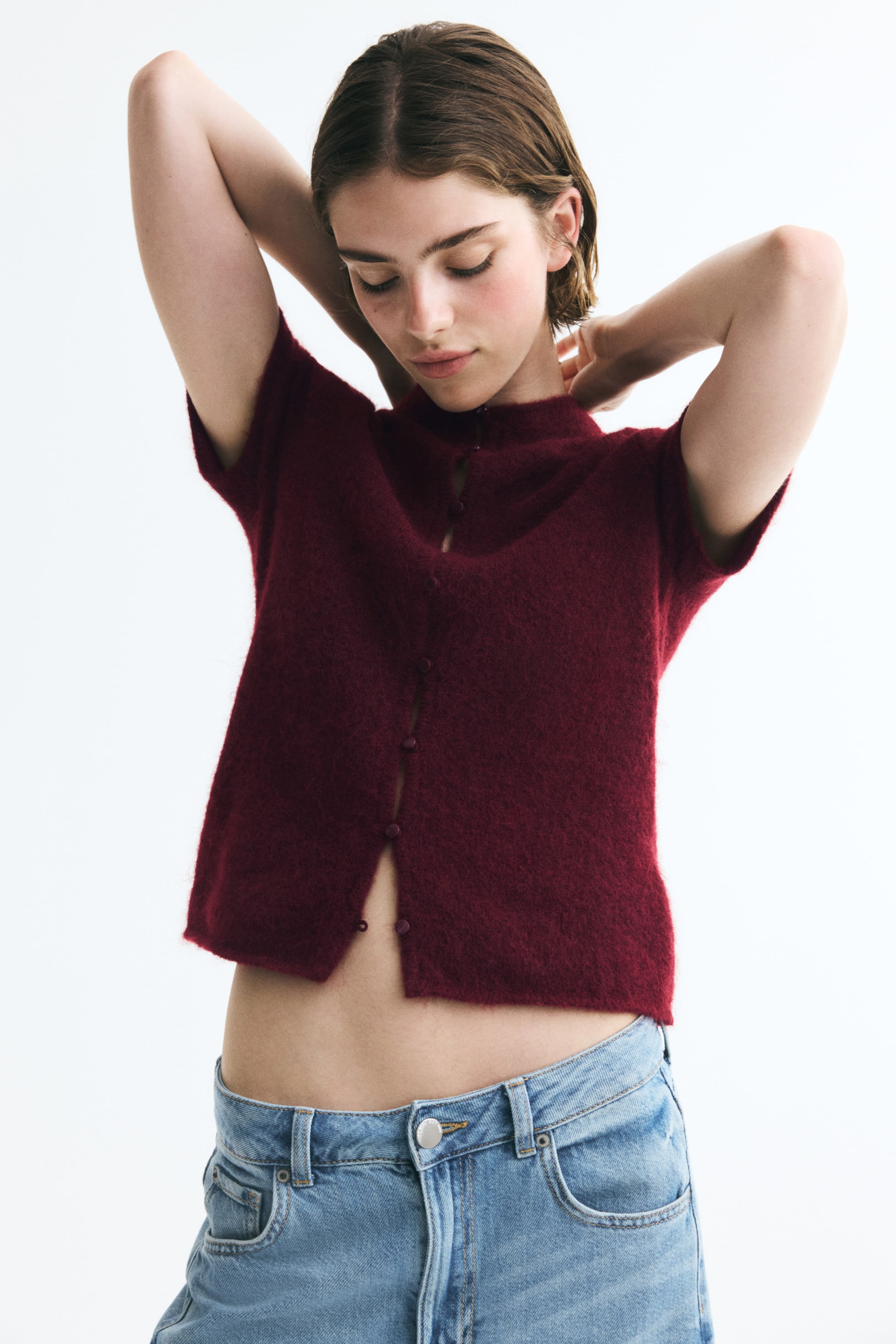 Short-Sleeved Fine-Knit Cardigan
