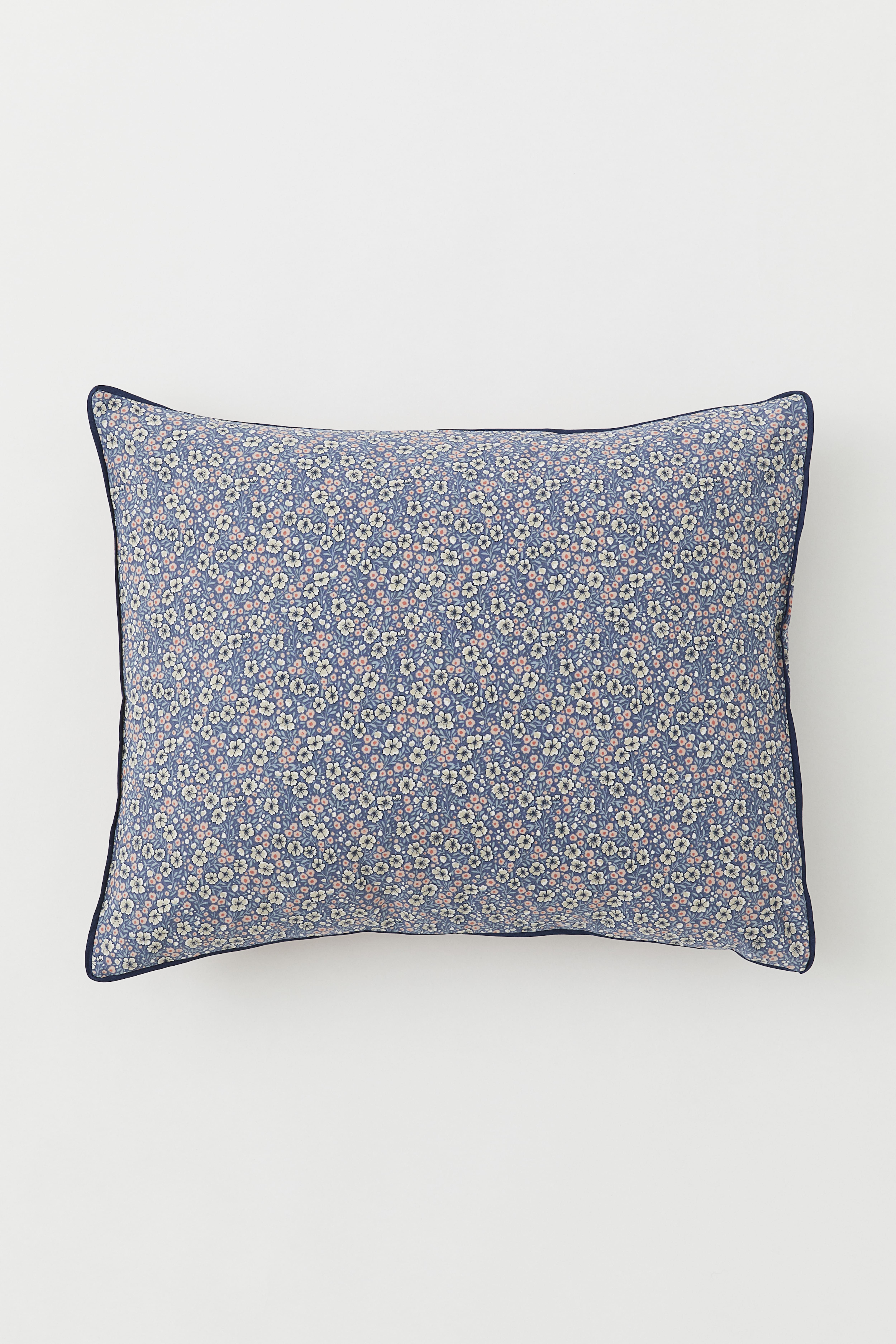 Patterned Cotton Pillowcase