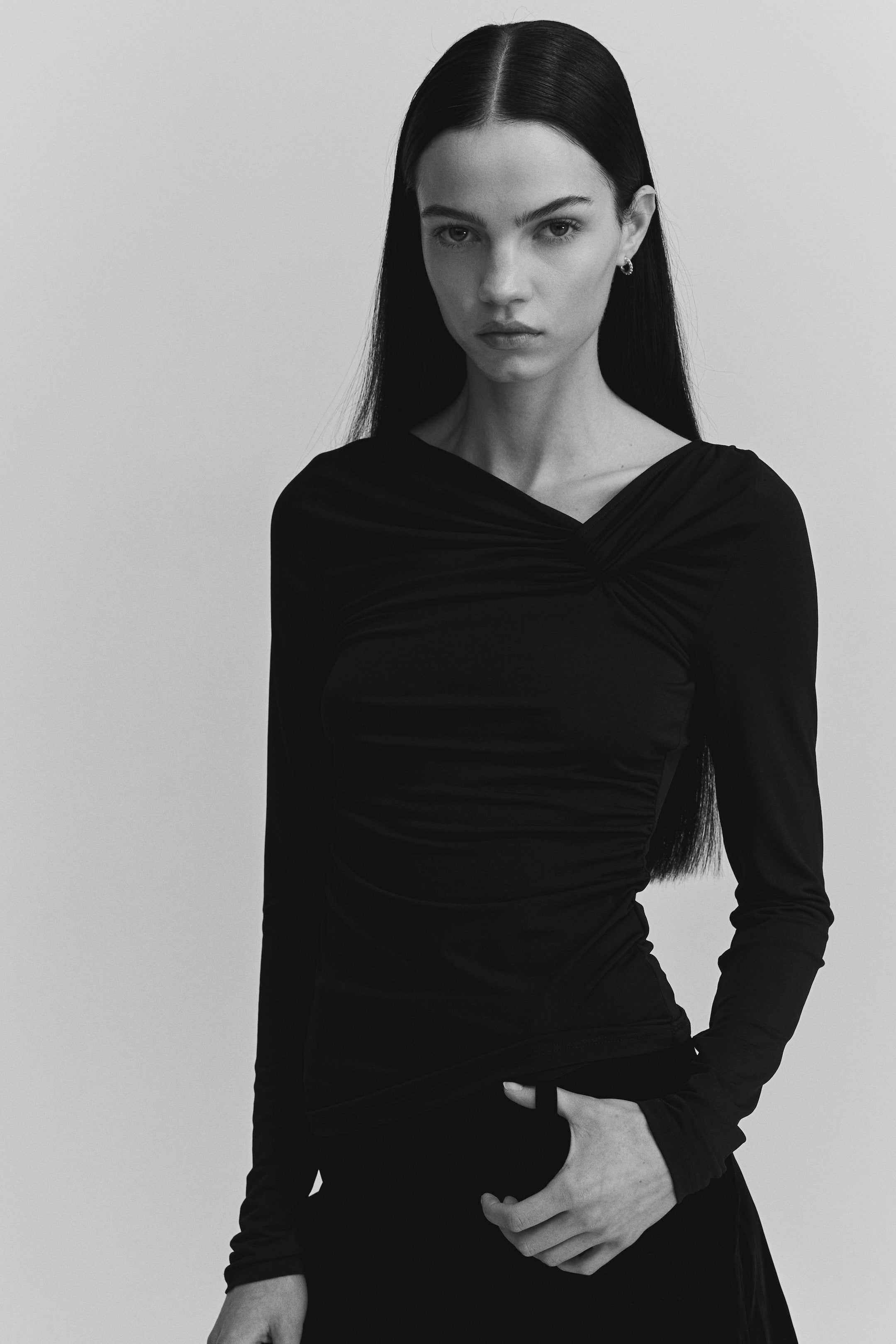 View larger image: Twist-detail top - Black - Ladies | H&M 1