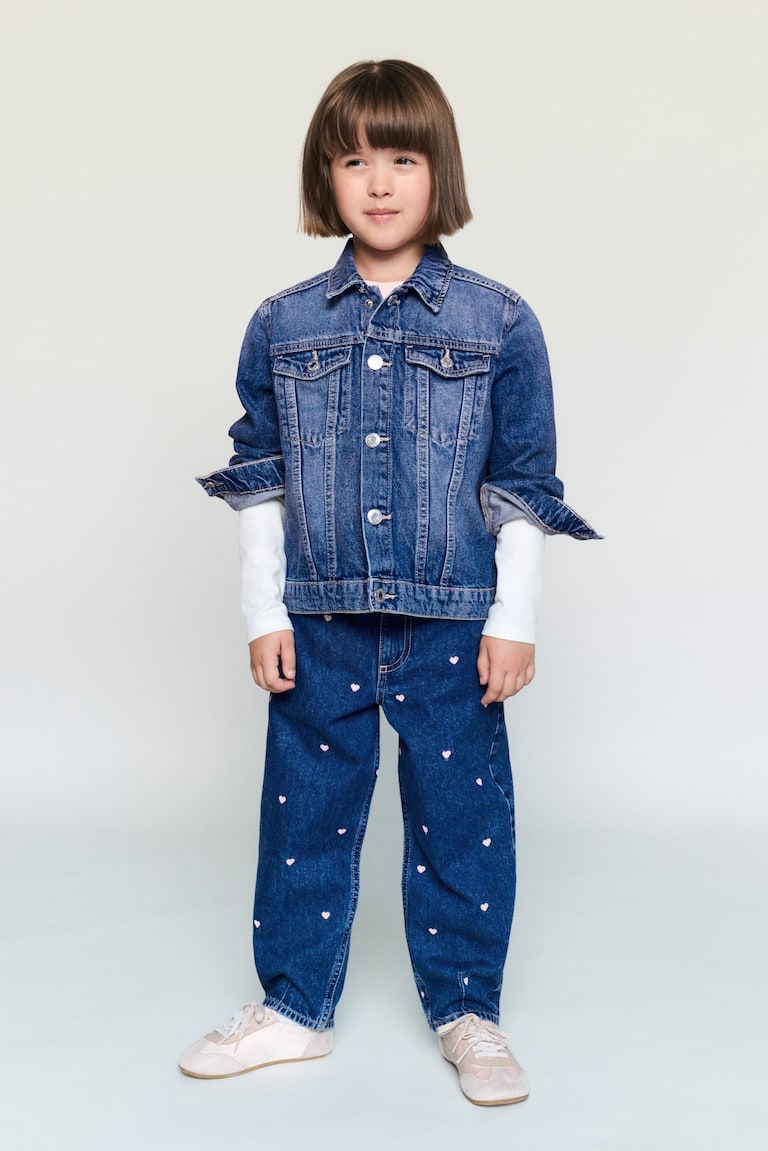 Loose Fit Barrel Jeans